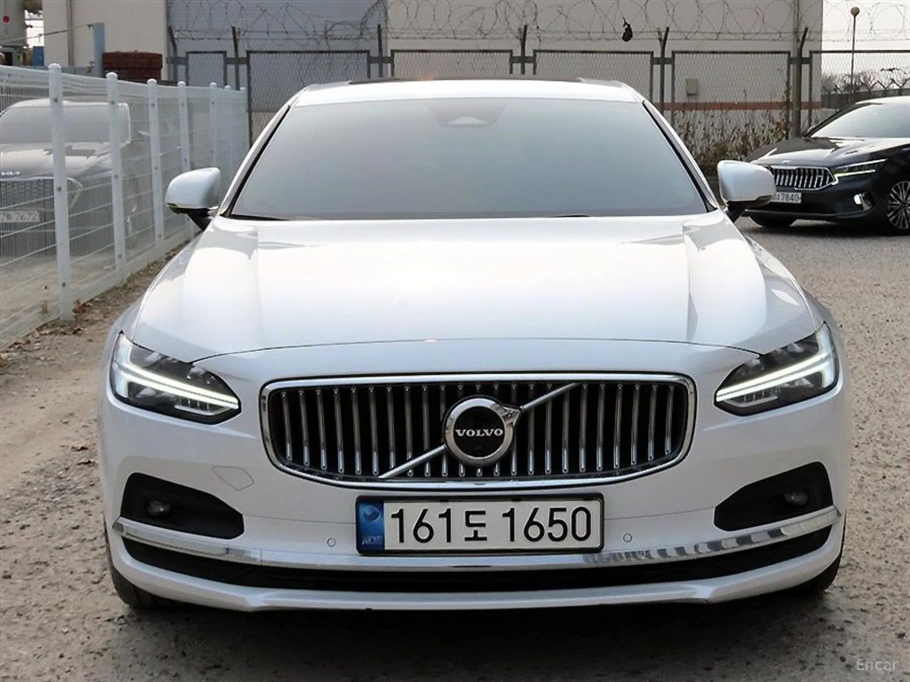 Volvo S90 превью 3