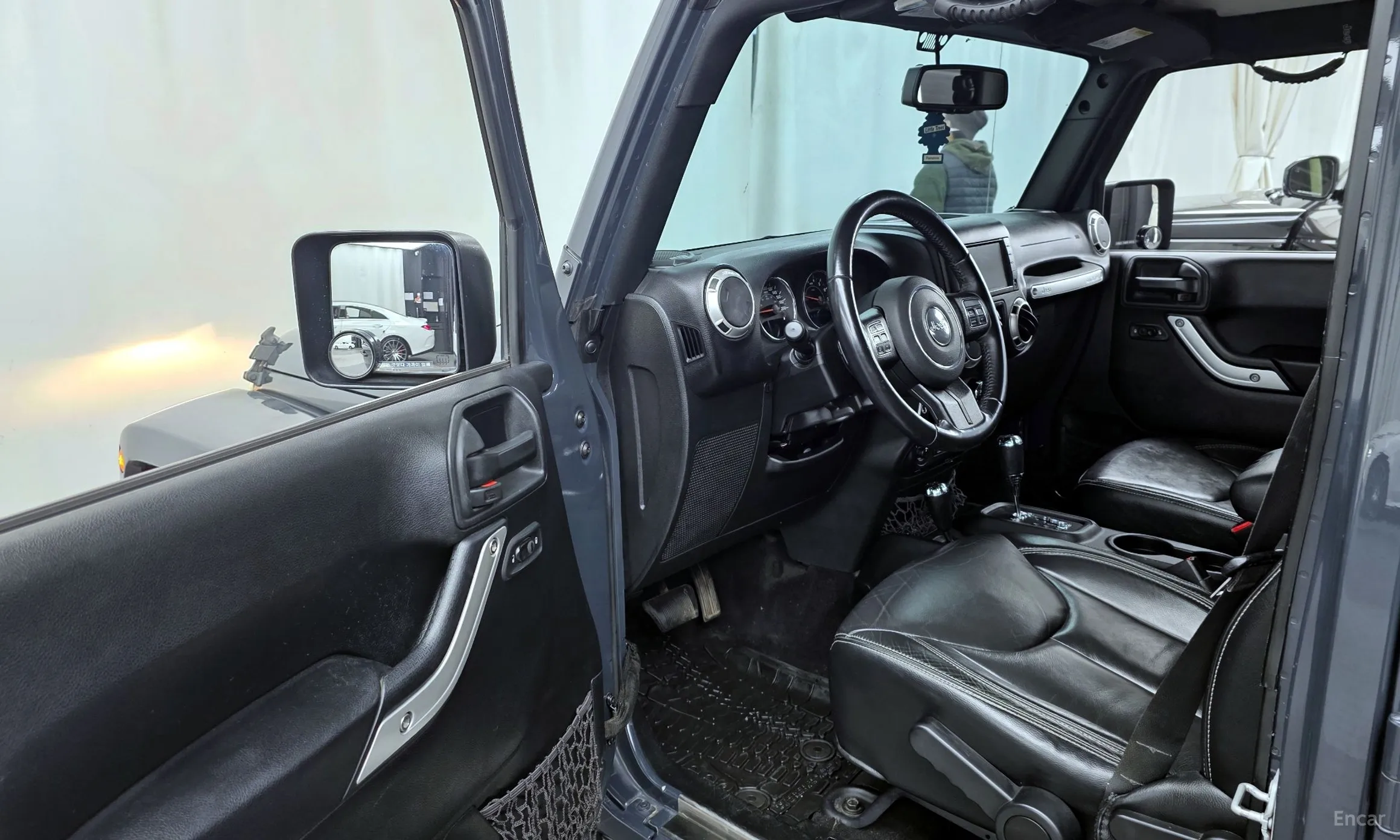 Jeep Wrangler (JK) превью 10