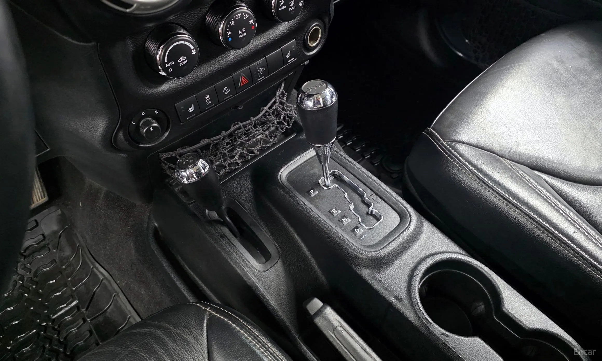 Jeep Wrangler (JK) превью 9