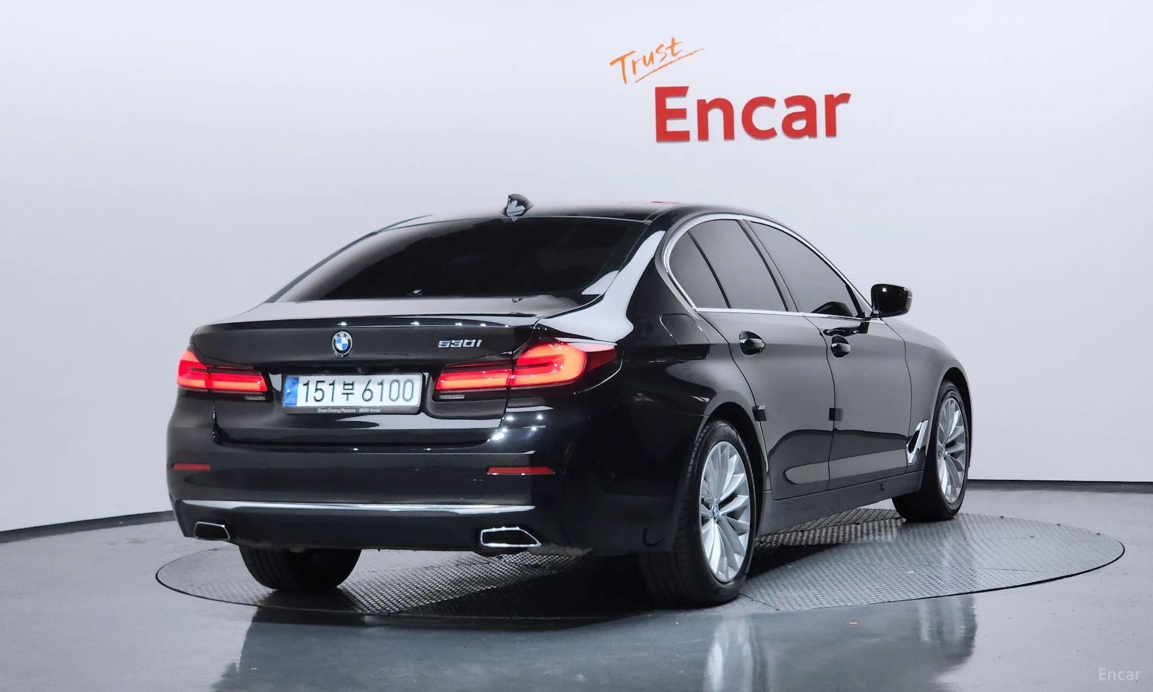 BMW 5 Series (G30)