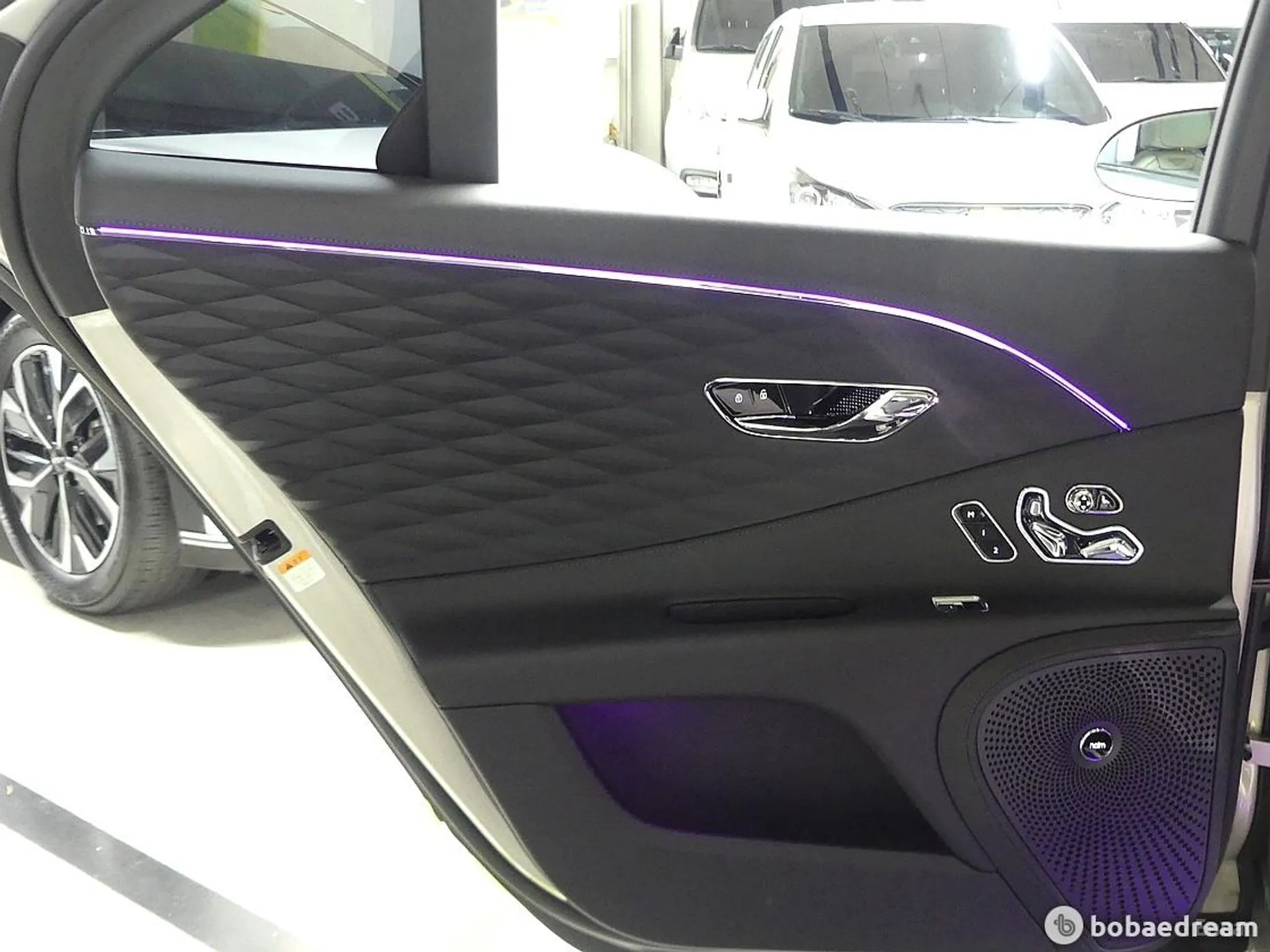 Bentley Flying Spur 3rd Generation превью 18