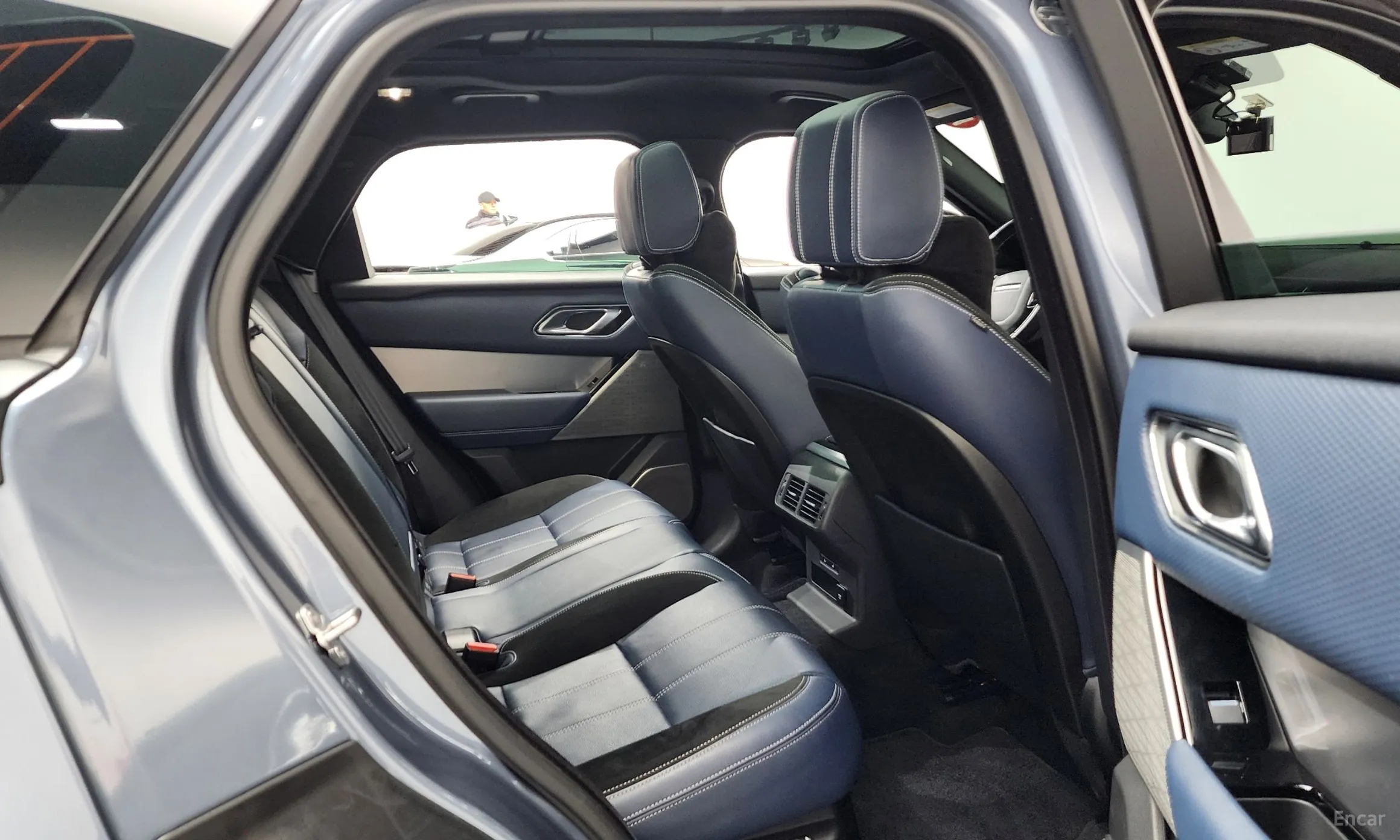 Land Rover Range Rover Bella превью 12