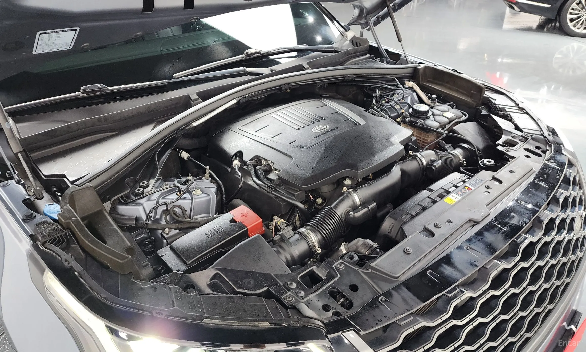 Land Rover Range Rover Bella превью 6