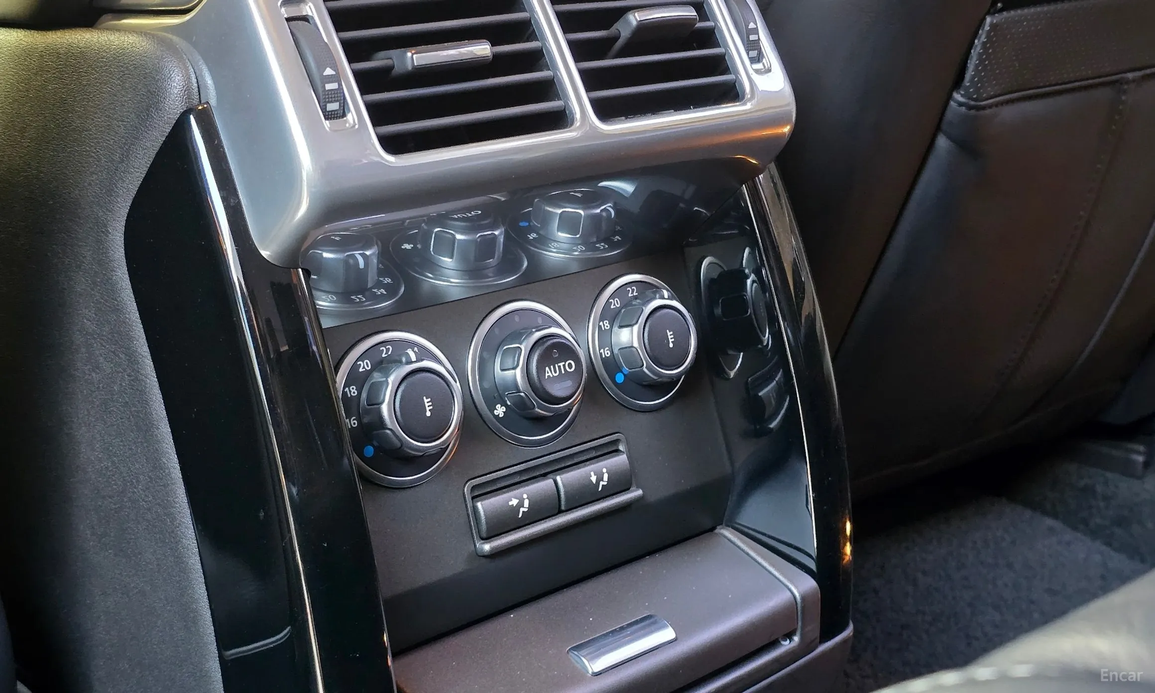 Land Rover Range Rover превью 14