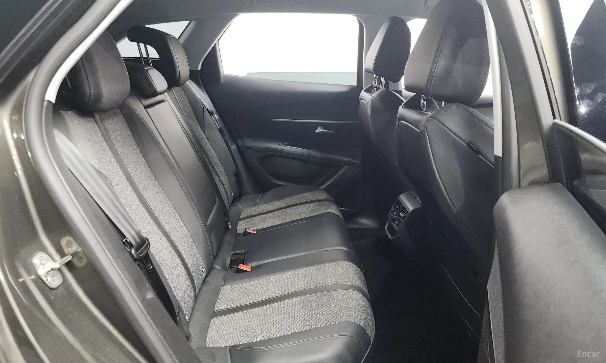 Peugeot 3008 2nd generation превью 12