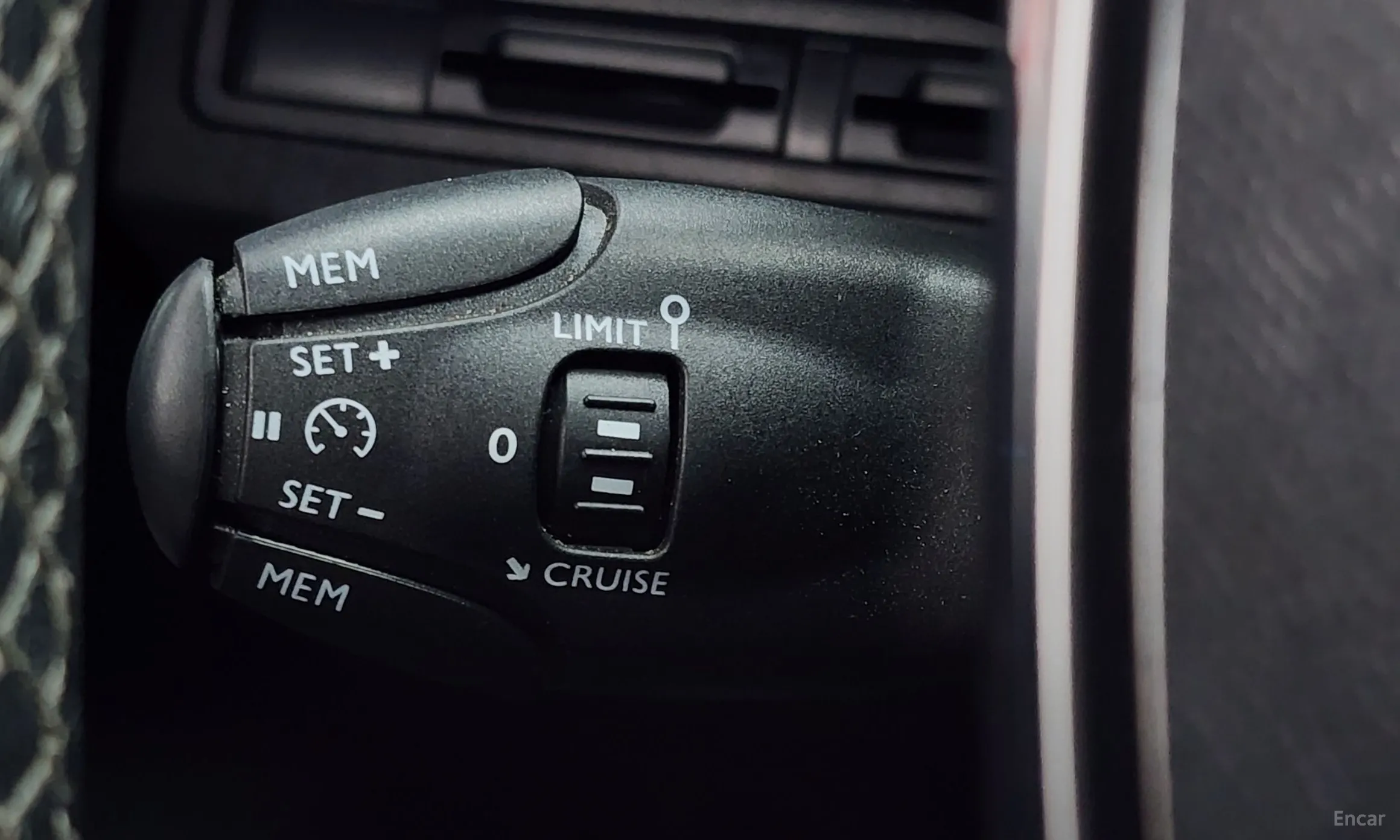 Peugeot 3008 2nd generation превью 18