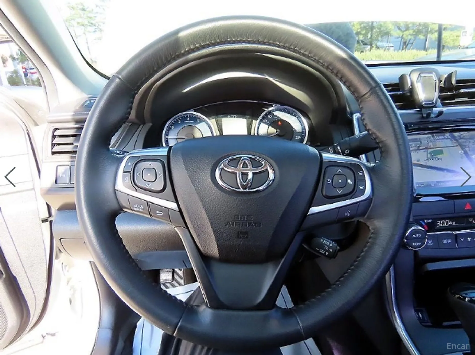 Toyota New Camry превью 8