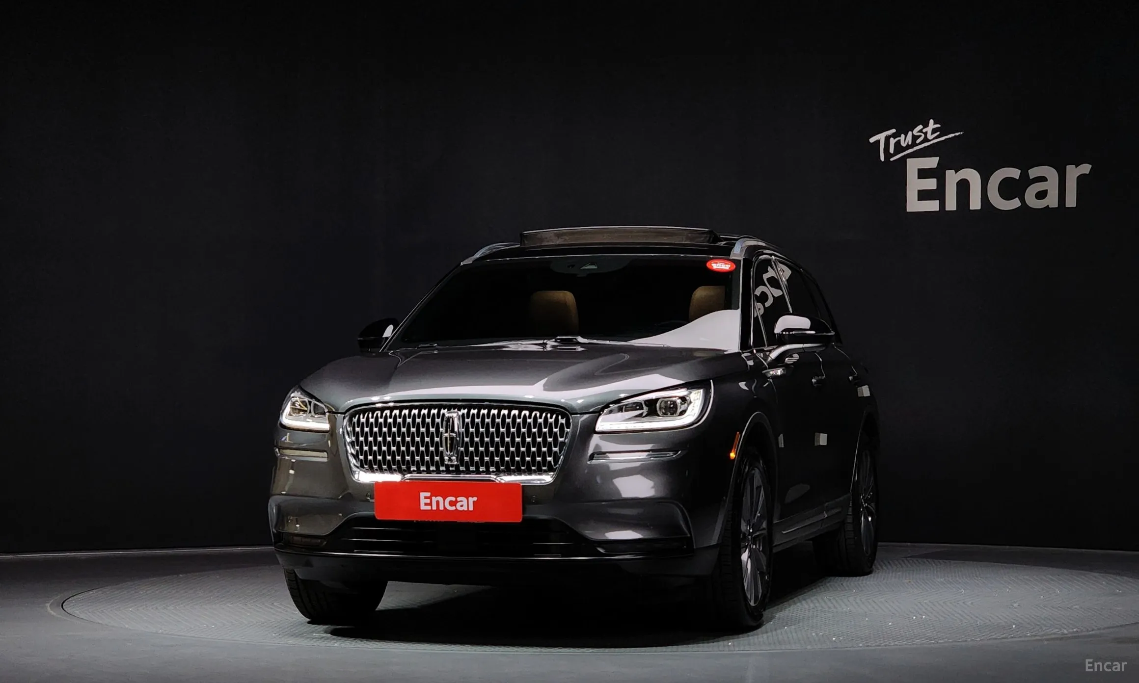 Lincoln Corsair превью 3