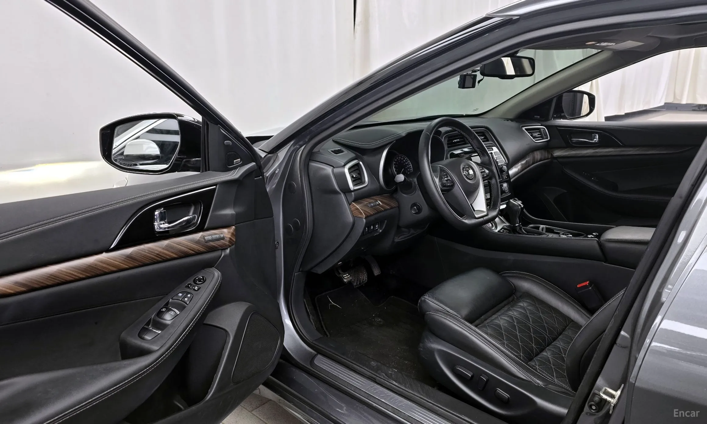 Nissan Maxima (A36) превью 10