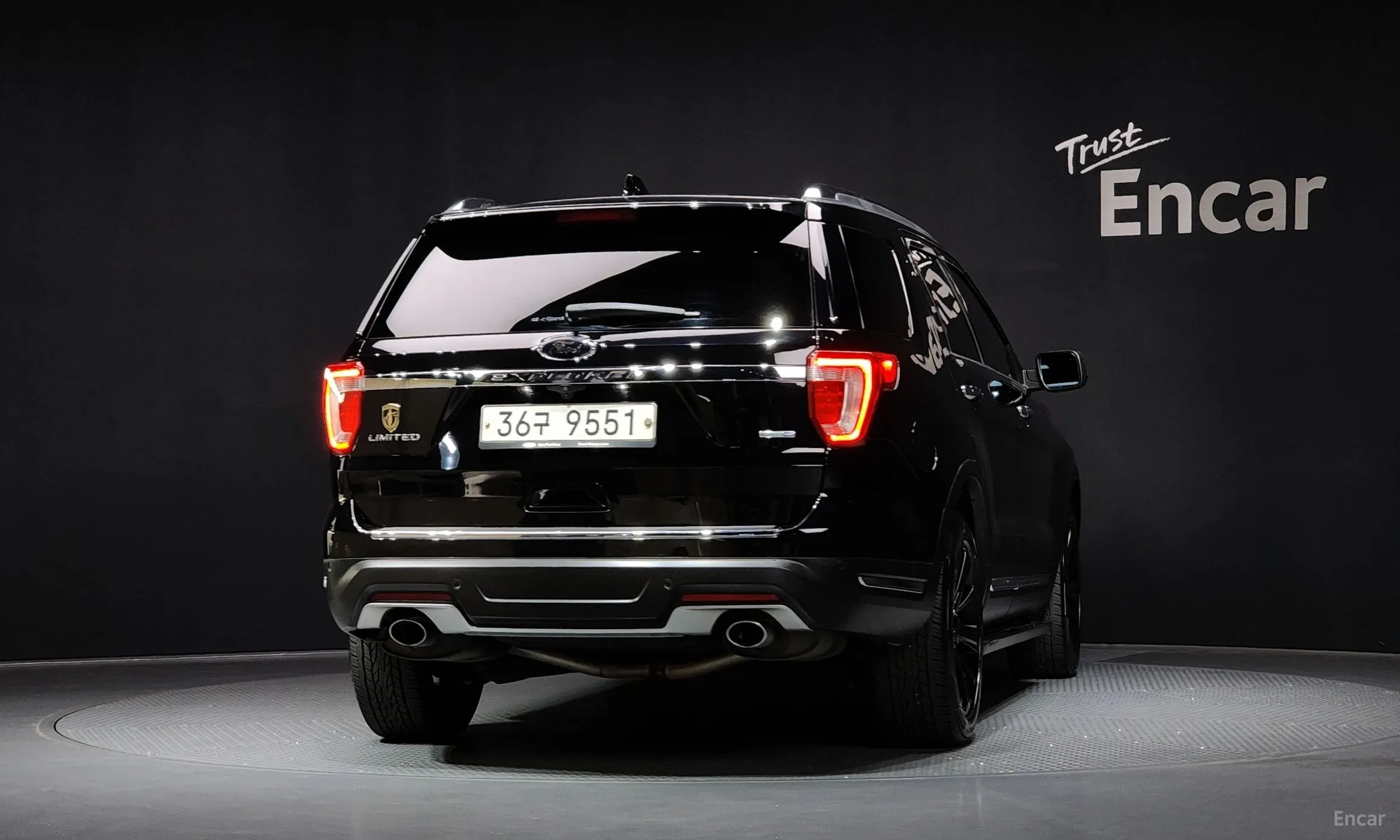 Ford Explorer превью 4
