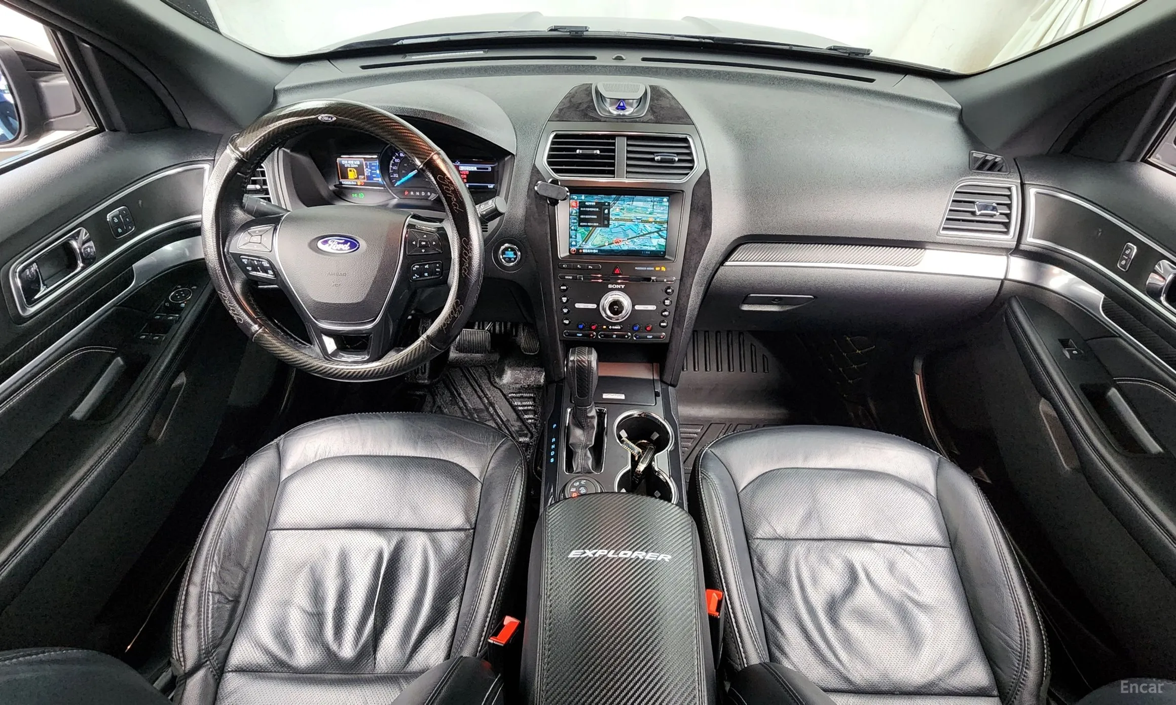 Ford Explorer превью 7