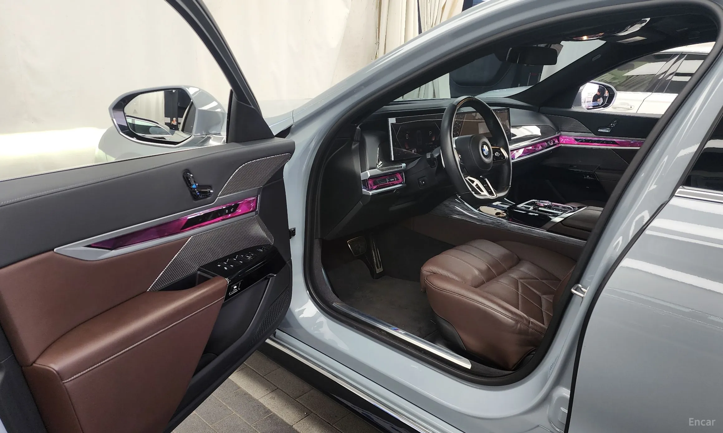 BMW 7 Series (G70) превью 10