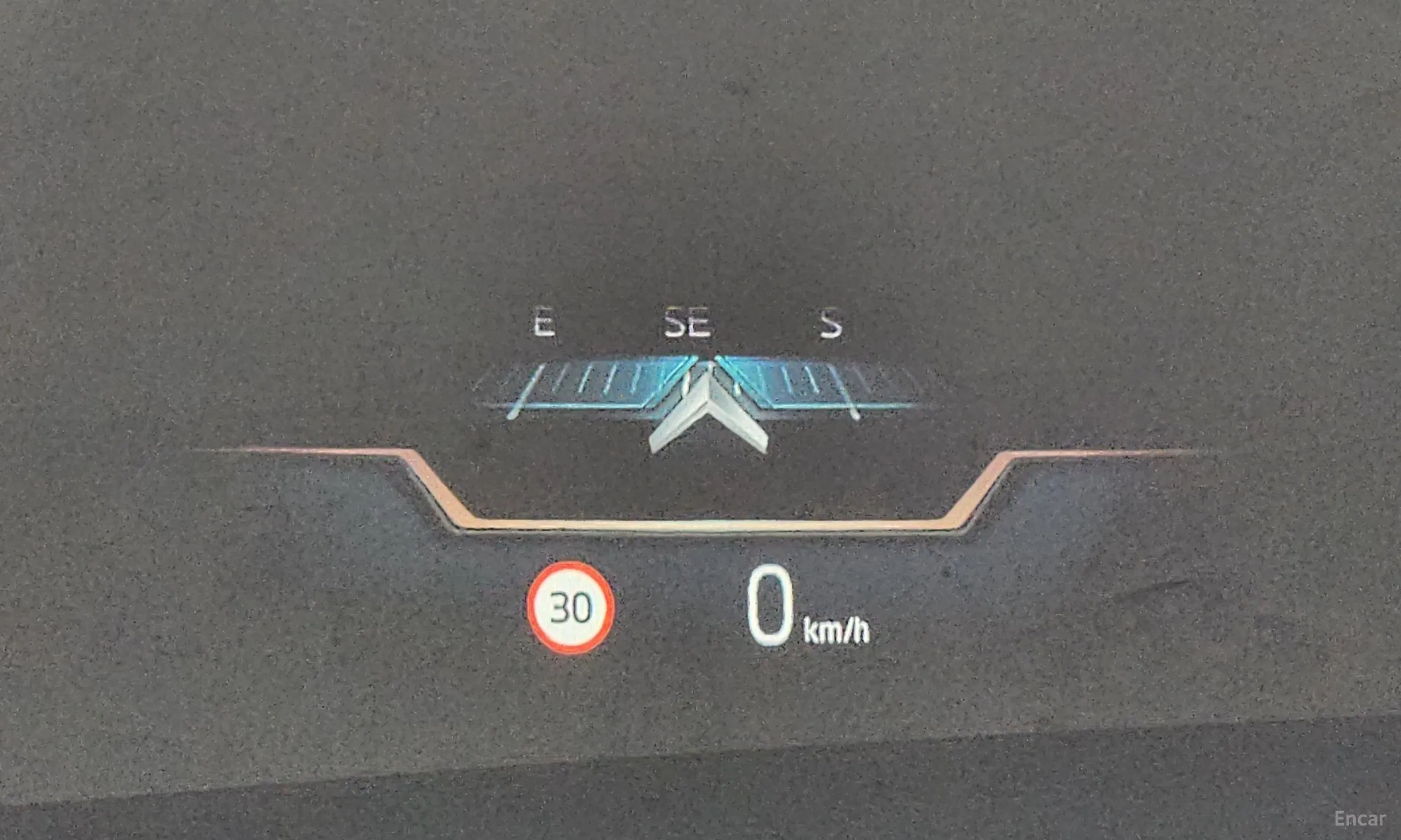 BMW 7 Series (G70) превью 17