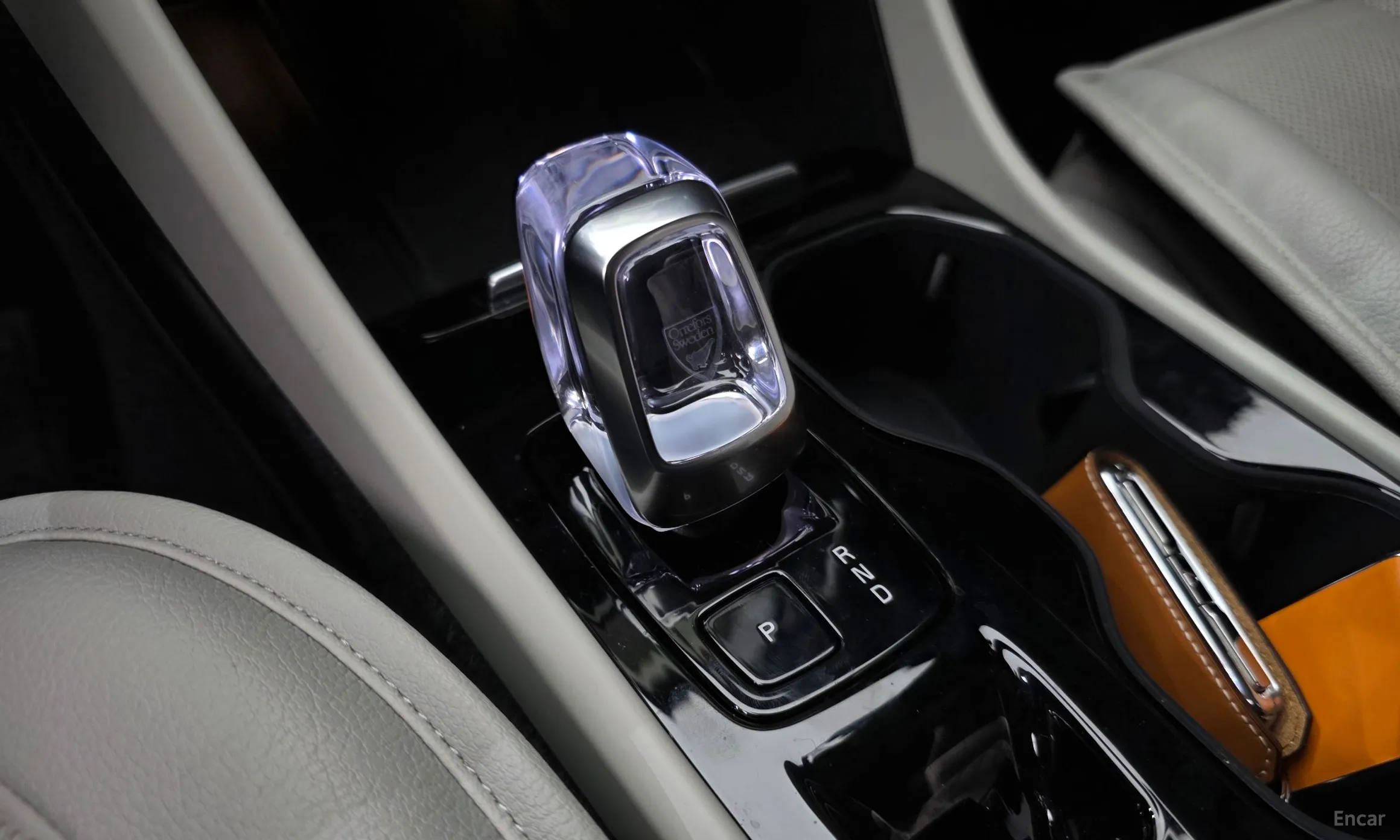 Volvo XC40 превью 9