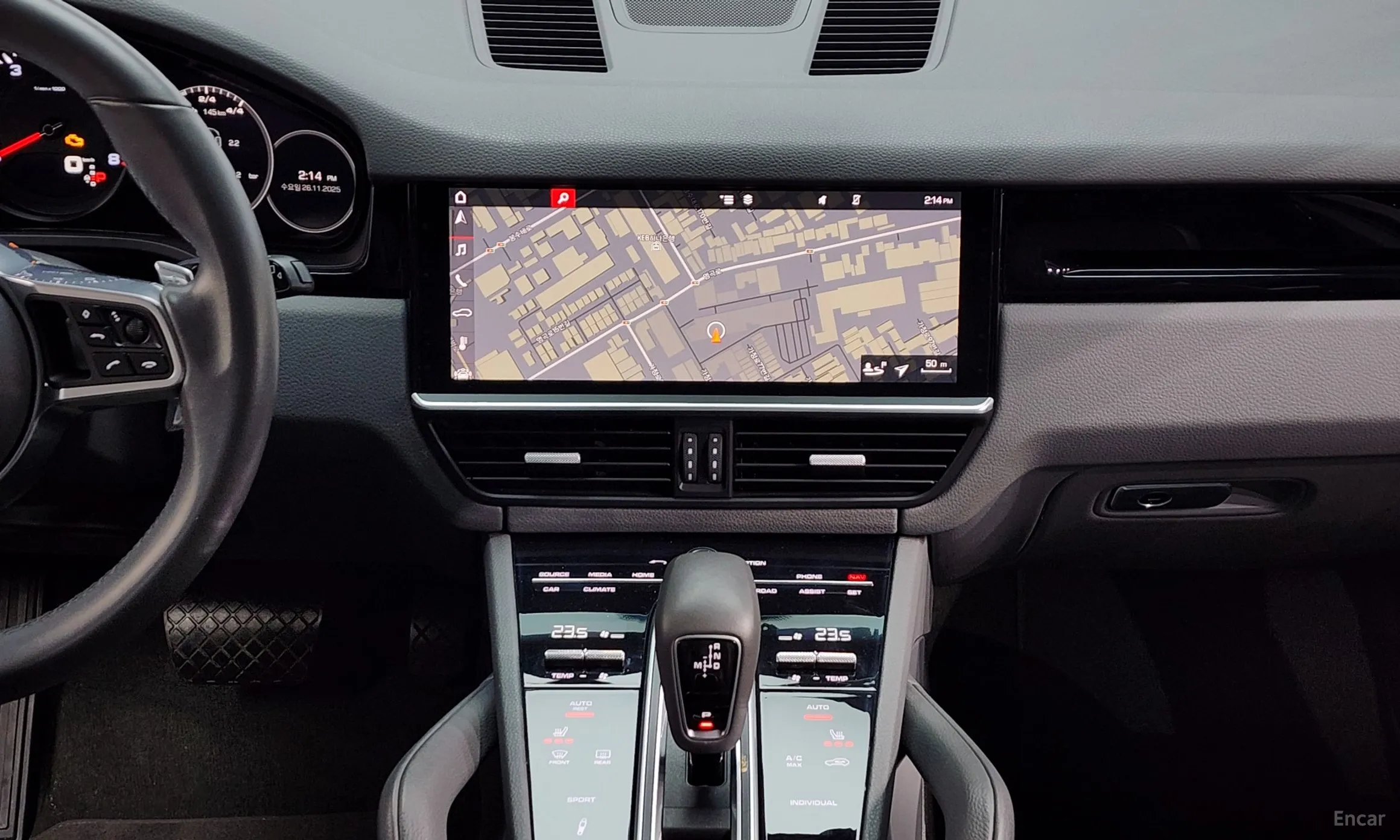 Porsche Cayenne (PO536) превью 14