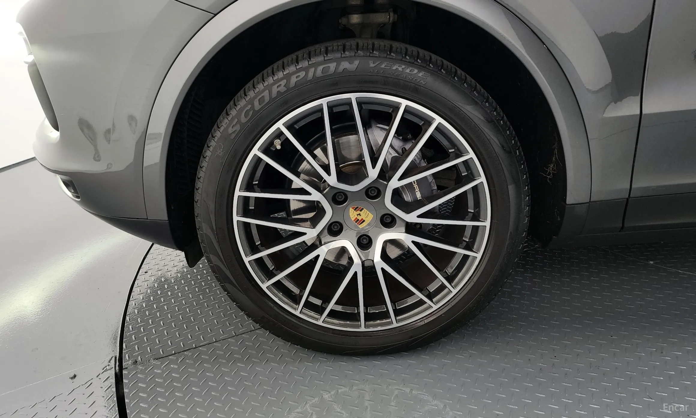 Porsche Cayenne (PO536) превью 5