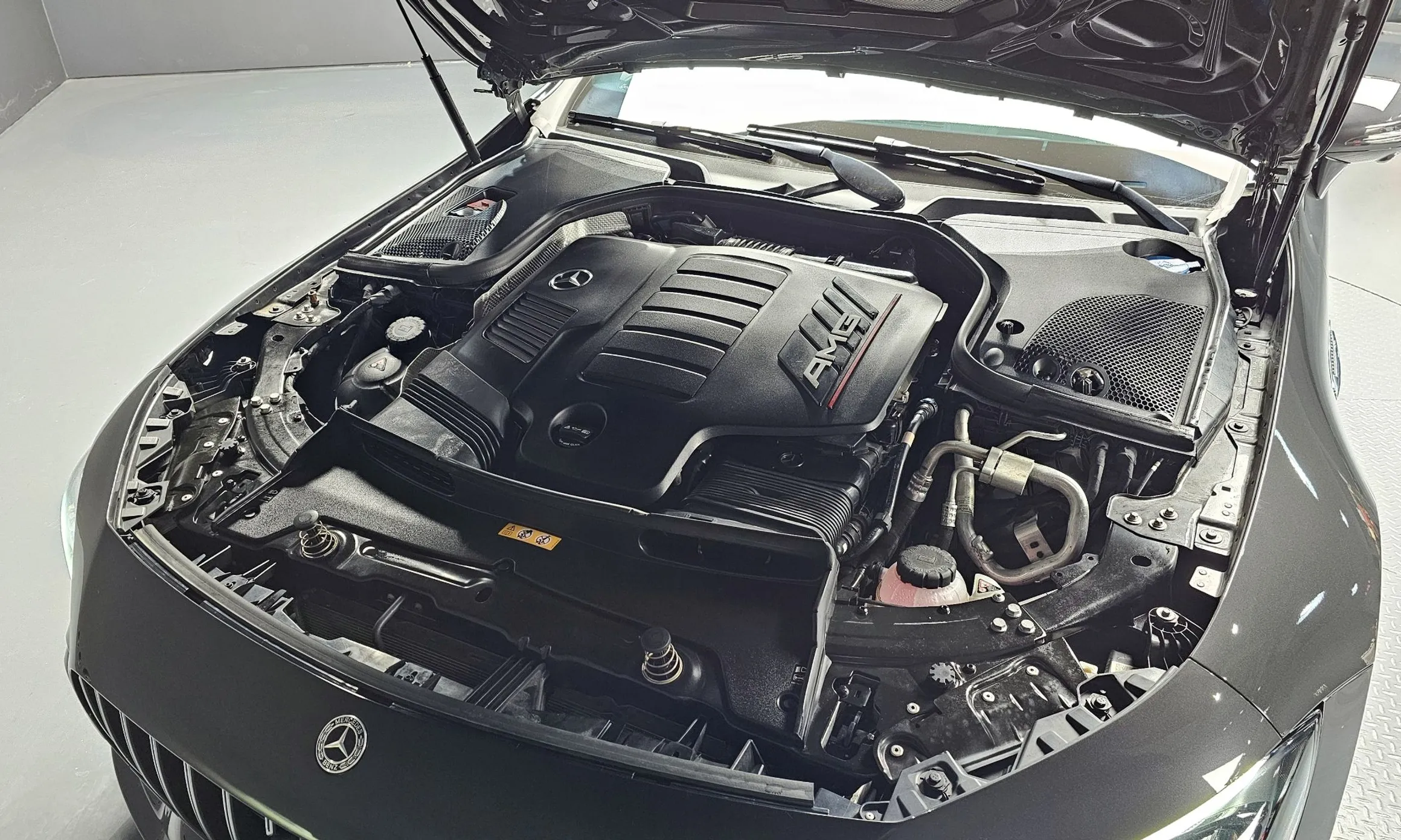 Mercedes Benz AMG GT превью 6