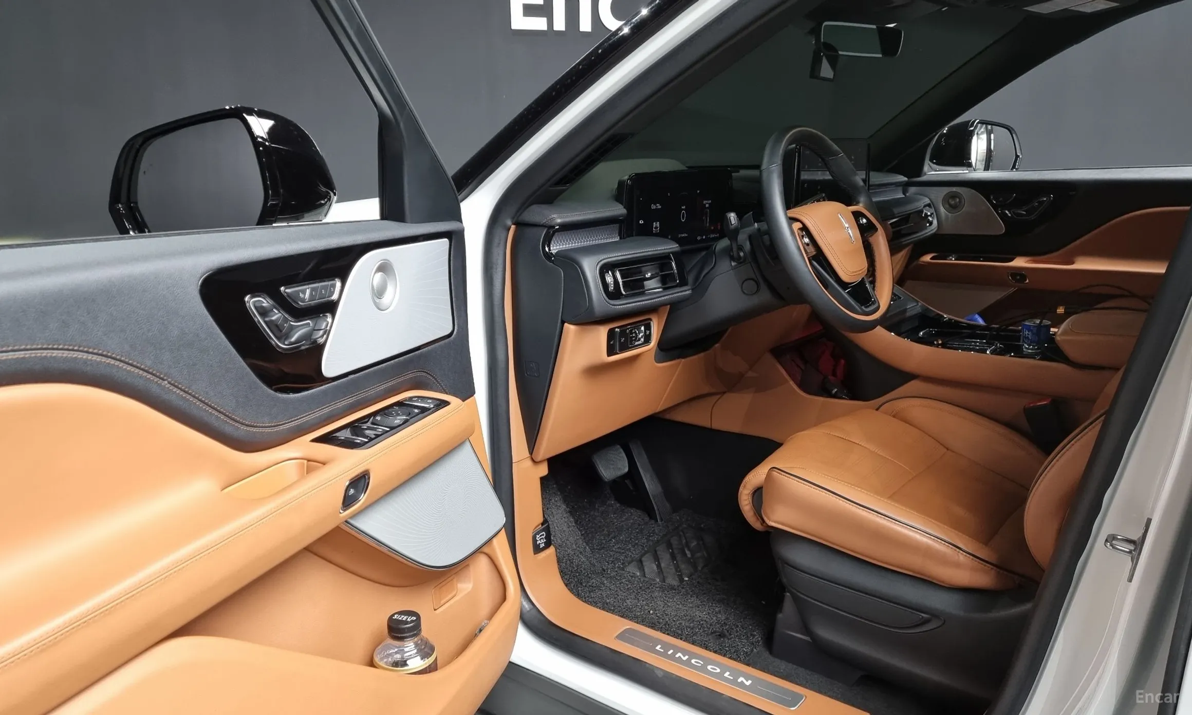 Lincoln Aviator 2nd Generation превью 10