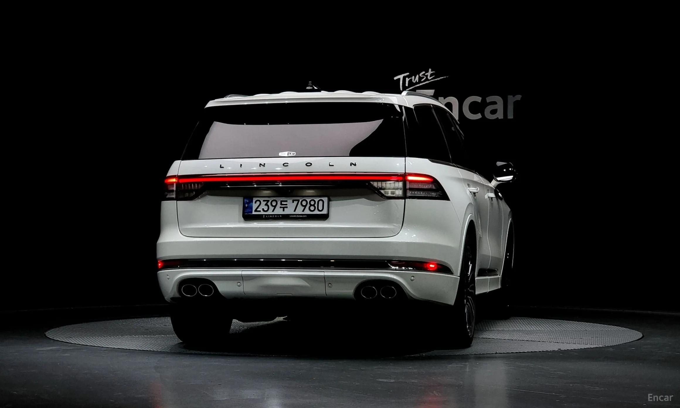 Lincoln Aviator 2nd Generation превью 4