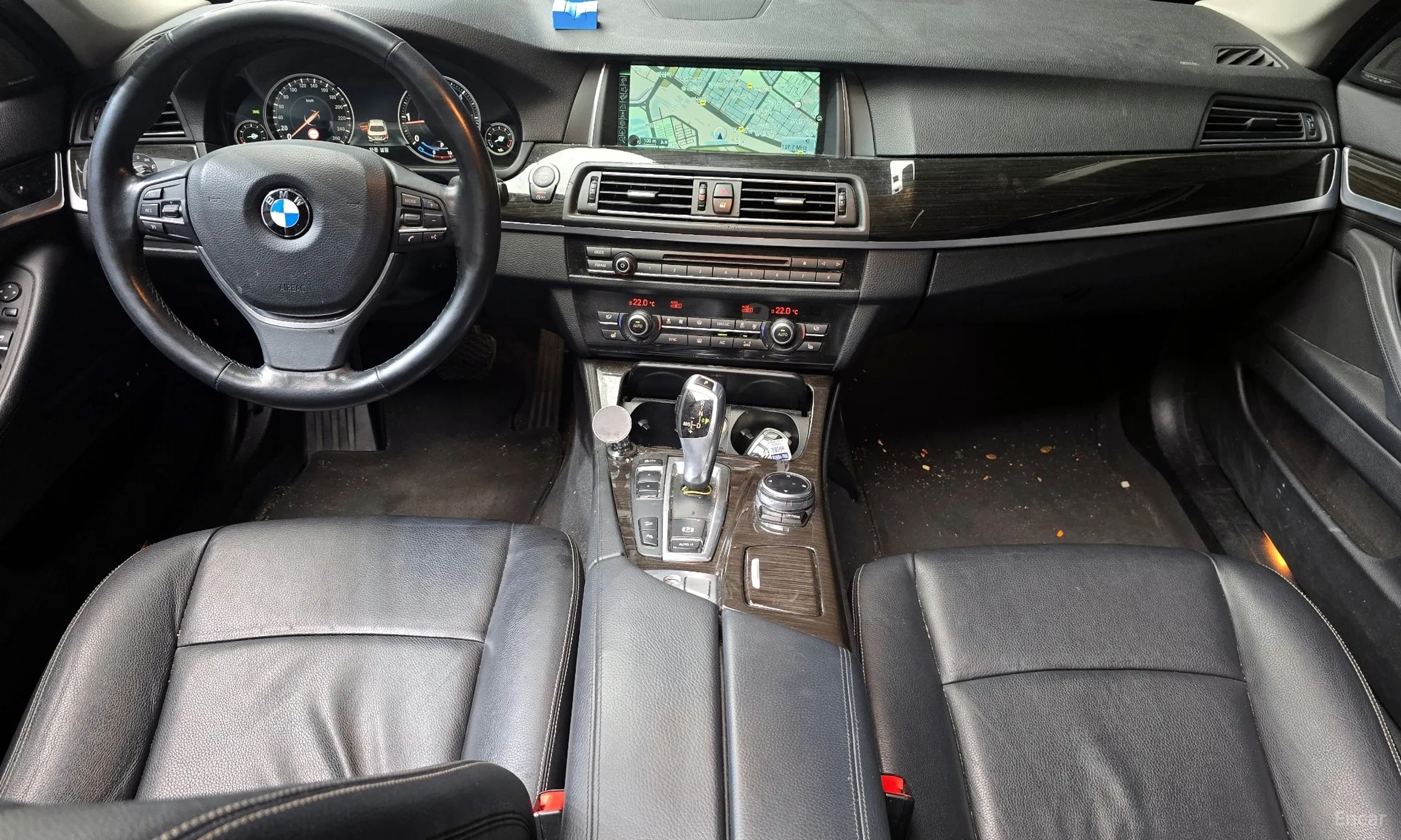 BMW 5 Series (F10) превью 7
