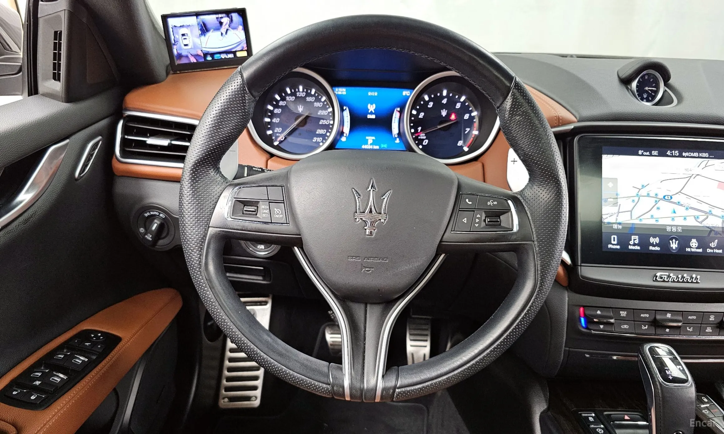 Maserati Ghibli превью 13
