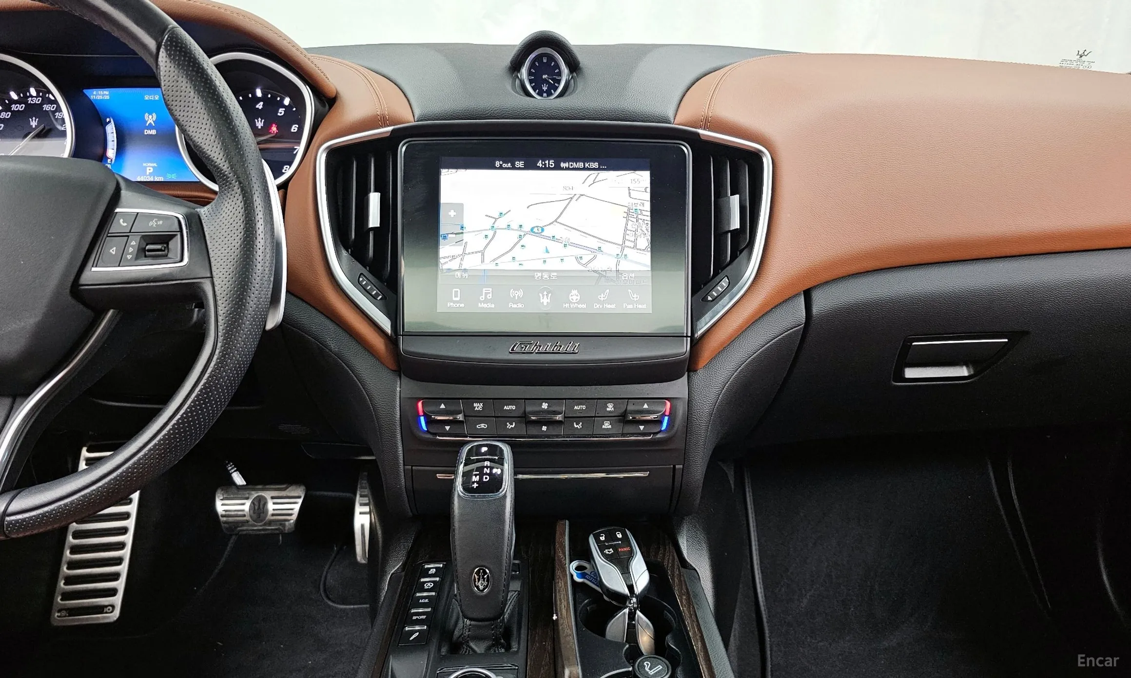 Maserati Ghibli превью 14