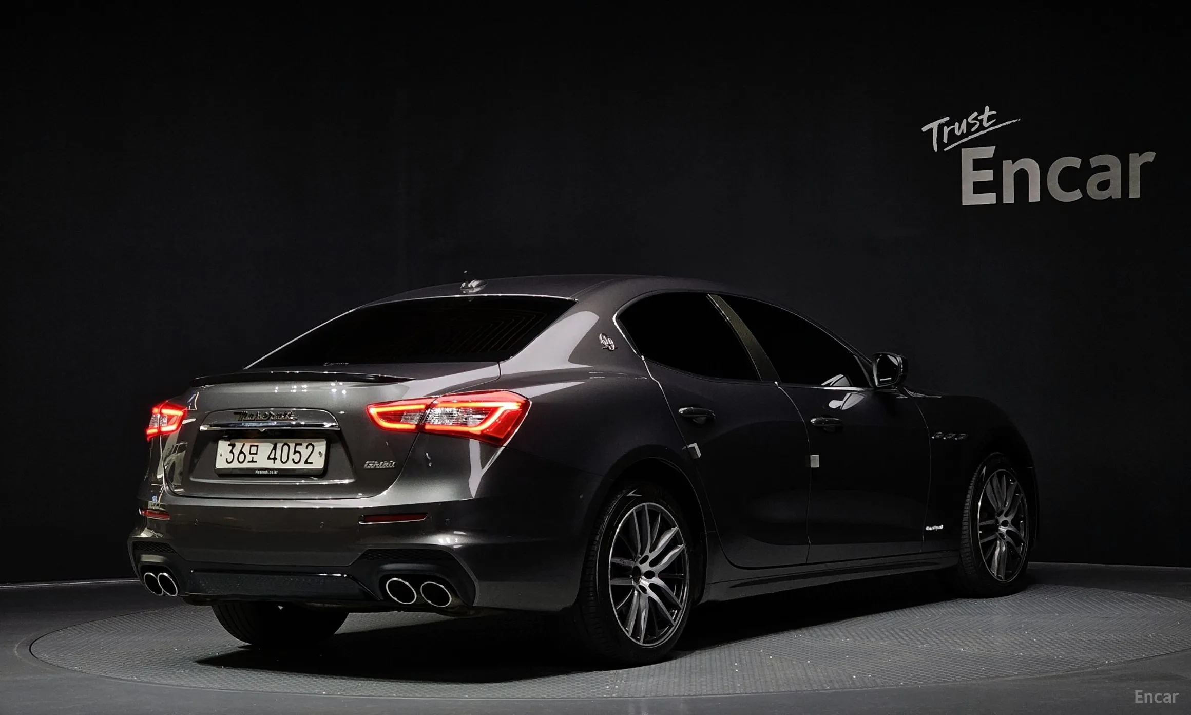 Maserati Ghibli превью 2