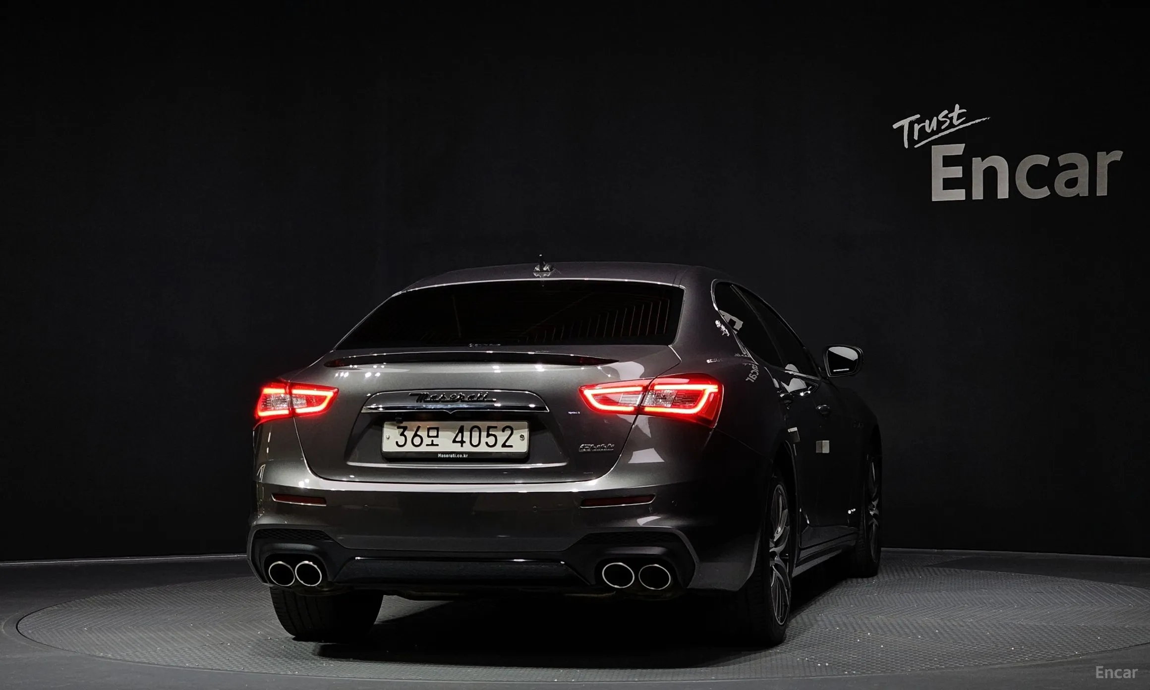 Maserati Ghibli превью 4