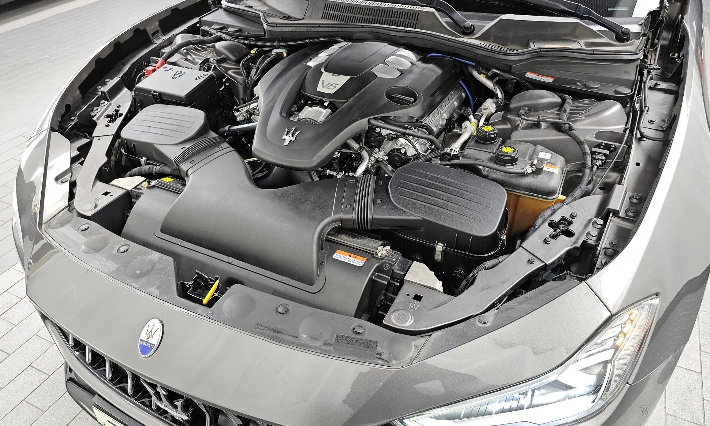 Maserati Ghibli превью 6