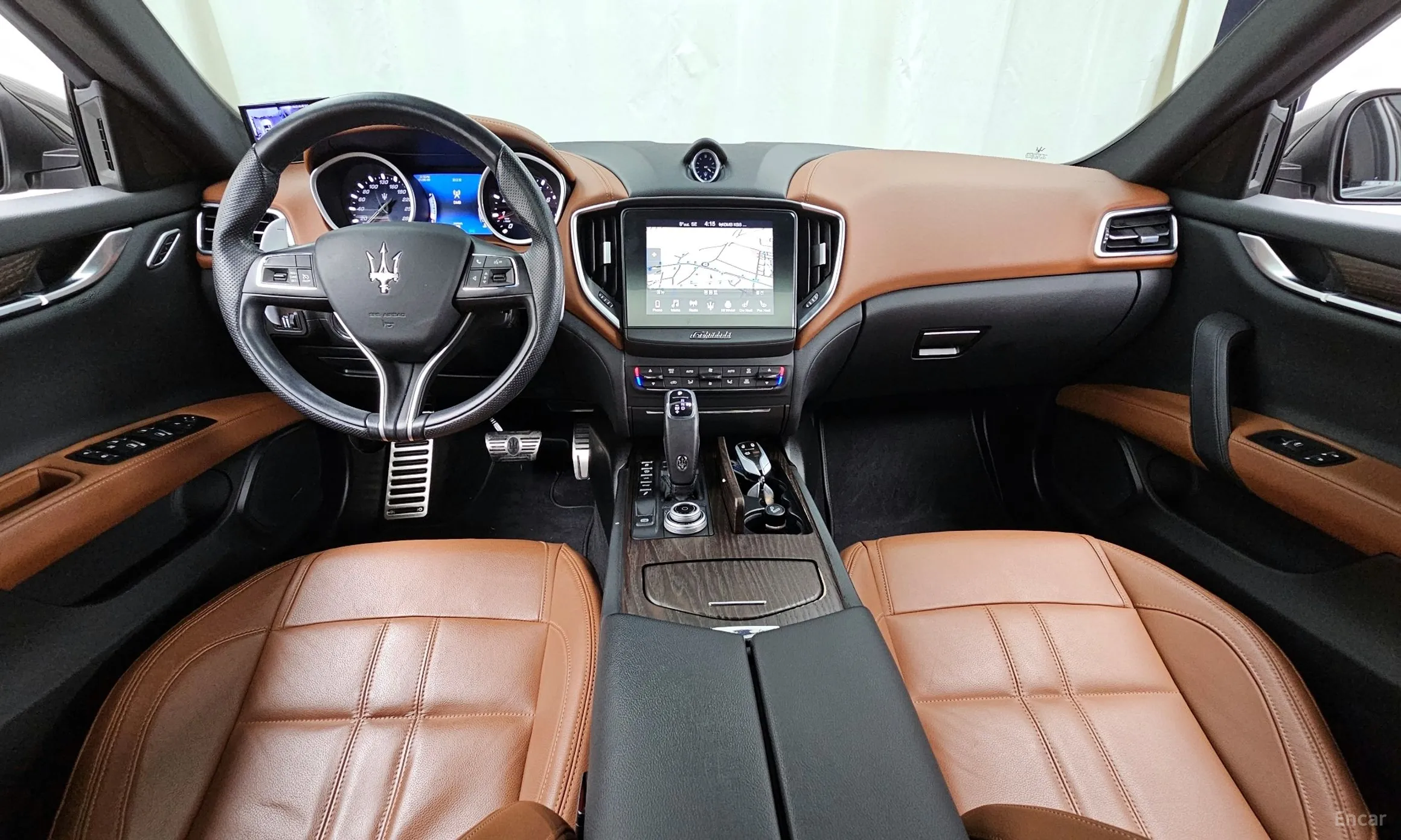 Maserati Ghibli превью 7