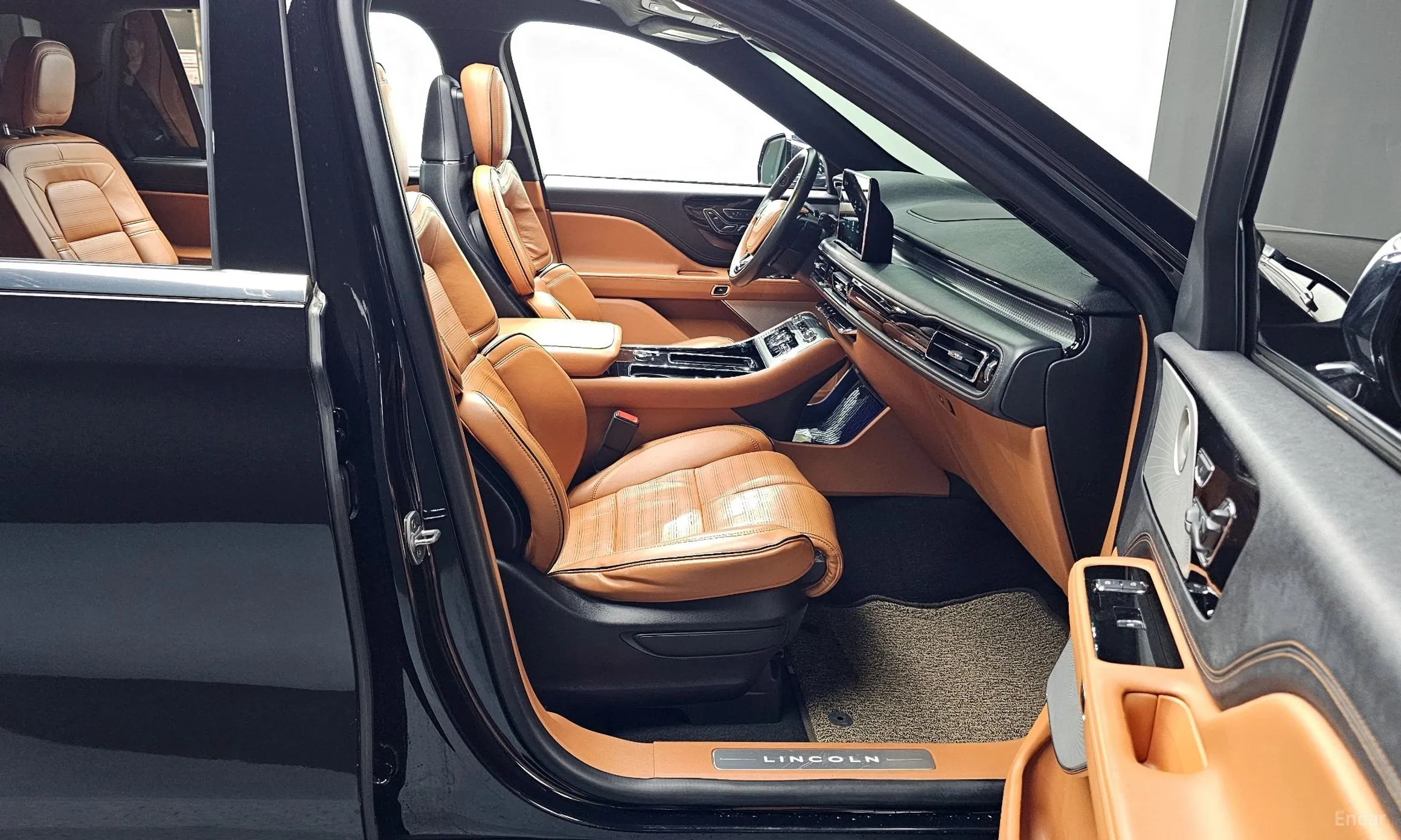 Lincoln Aviator 2nd Generation превью 11