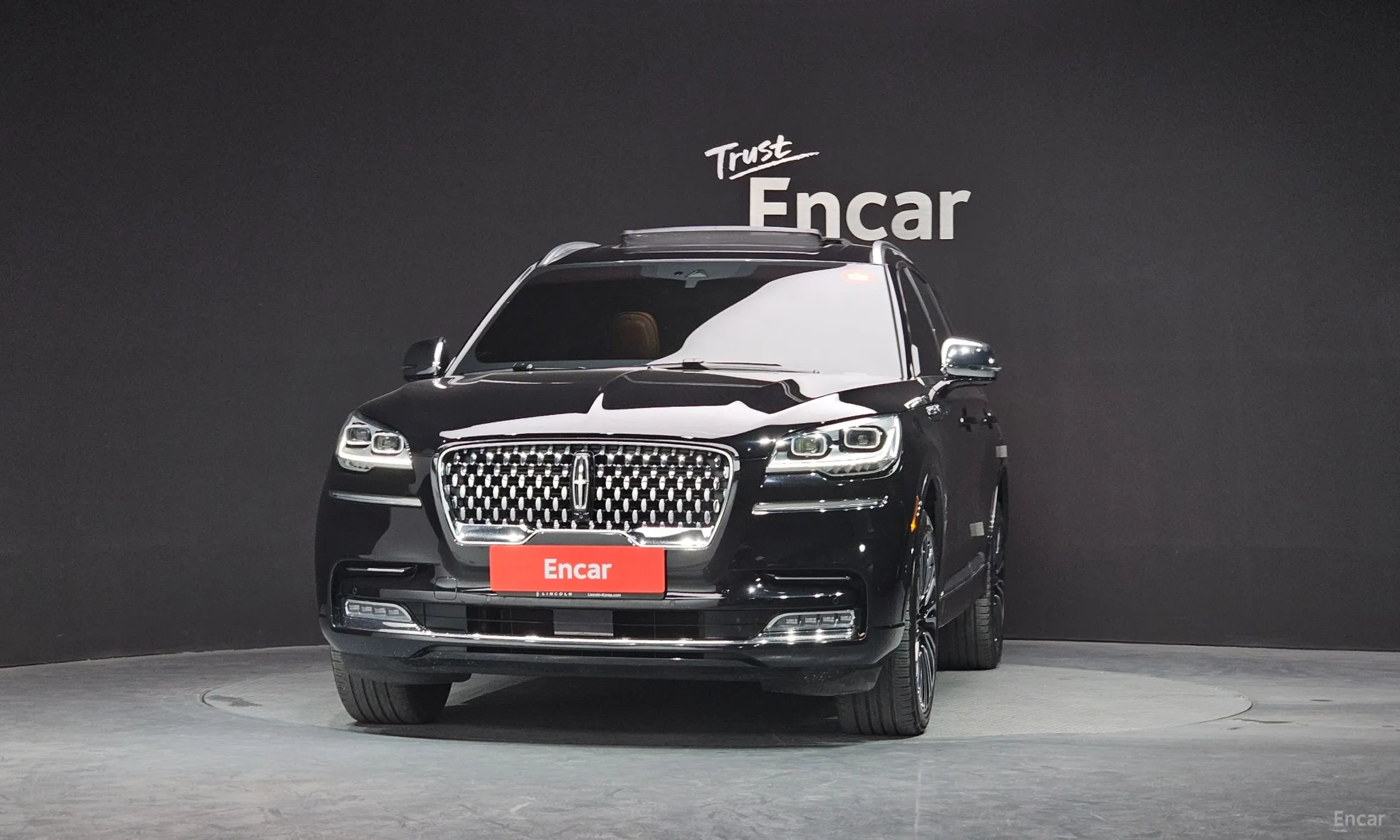 Lincoln Aviator 2nd Generation превью 3