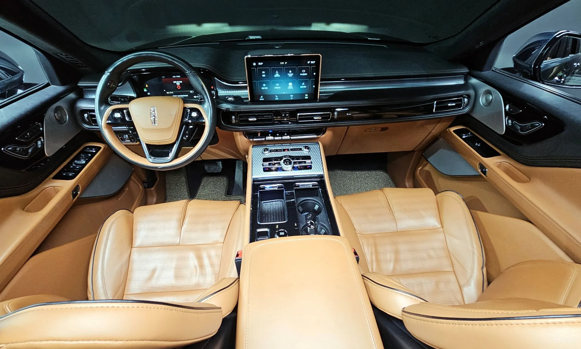 Lincoln Aviator 2nd Generation превью 7