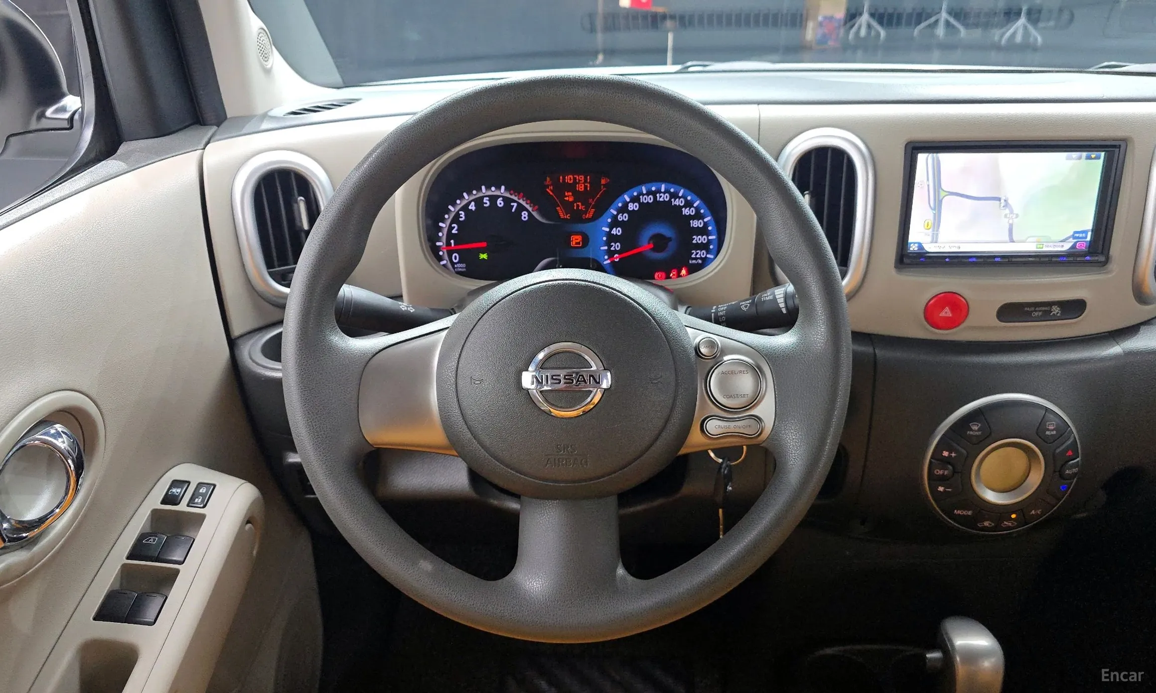 Nissan Cube превью 13