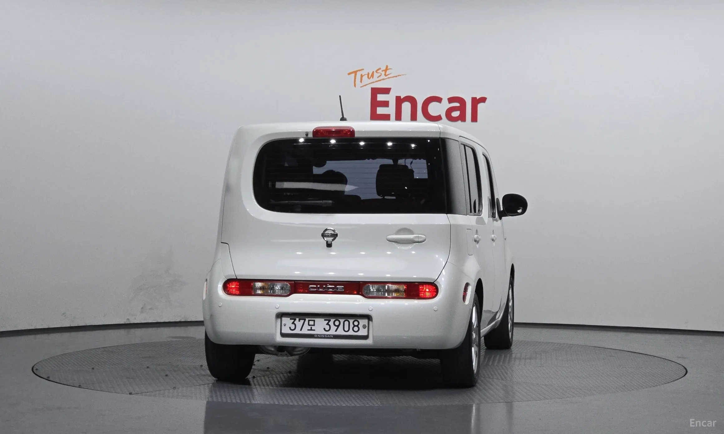 Nissan Cube превью 4