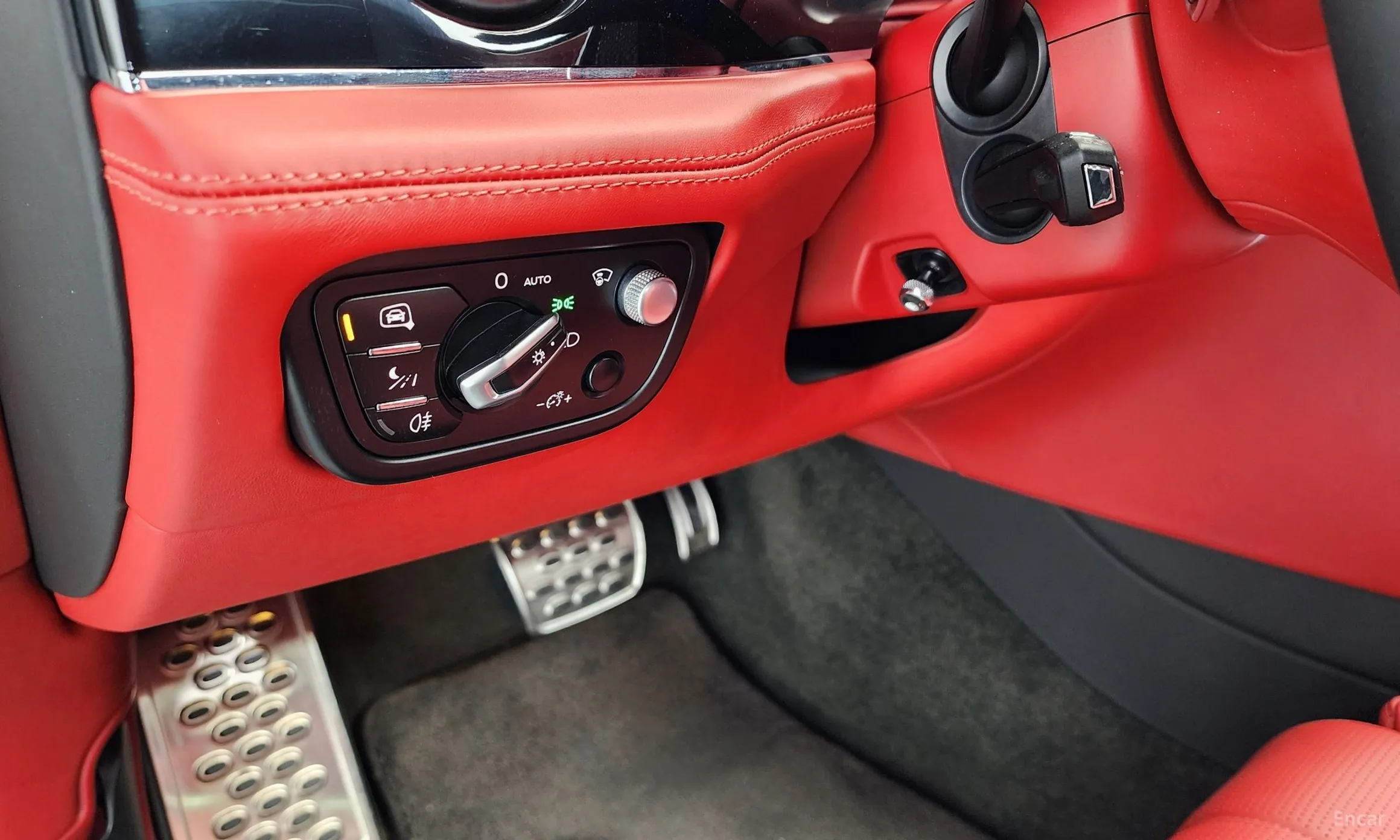 Bentley Bentayga превью 16