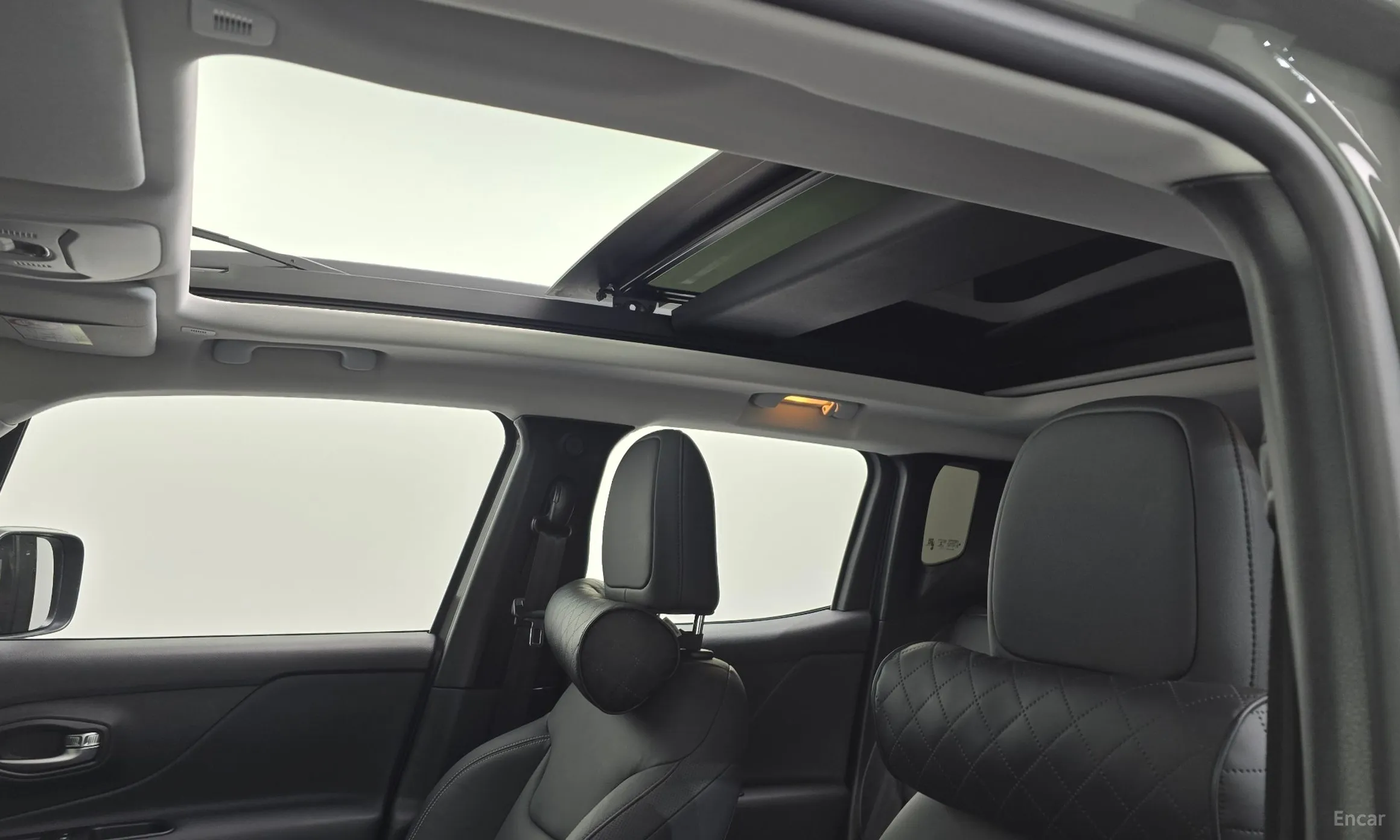 Jeep Renegade превью 19