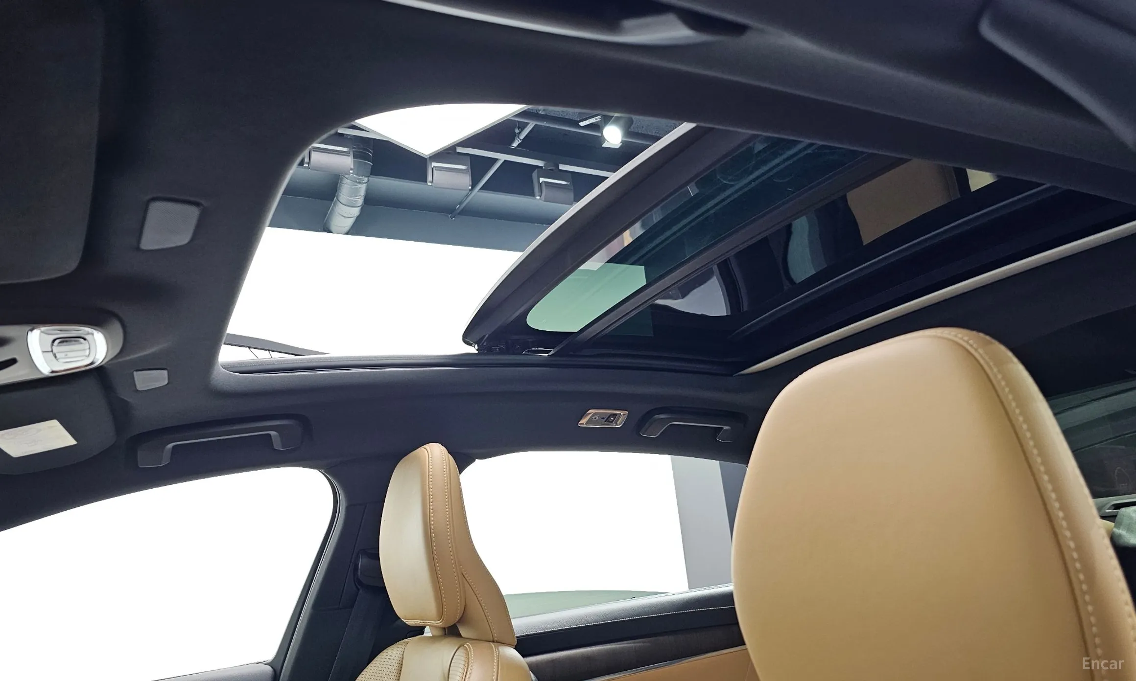 Volvo S90 превью 17