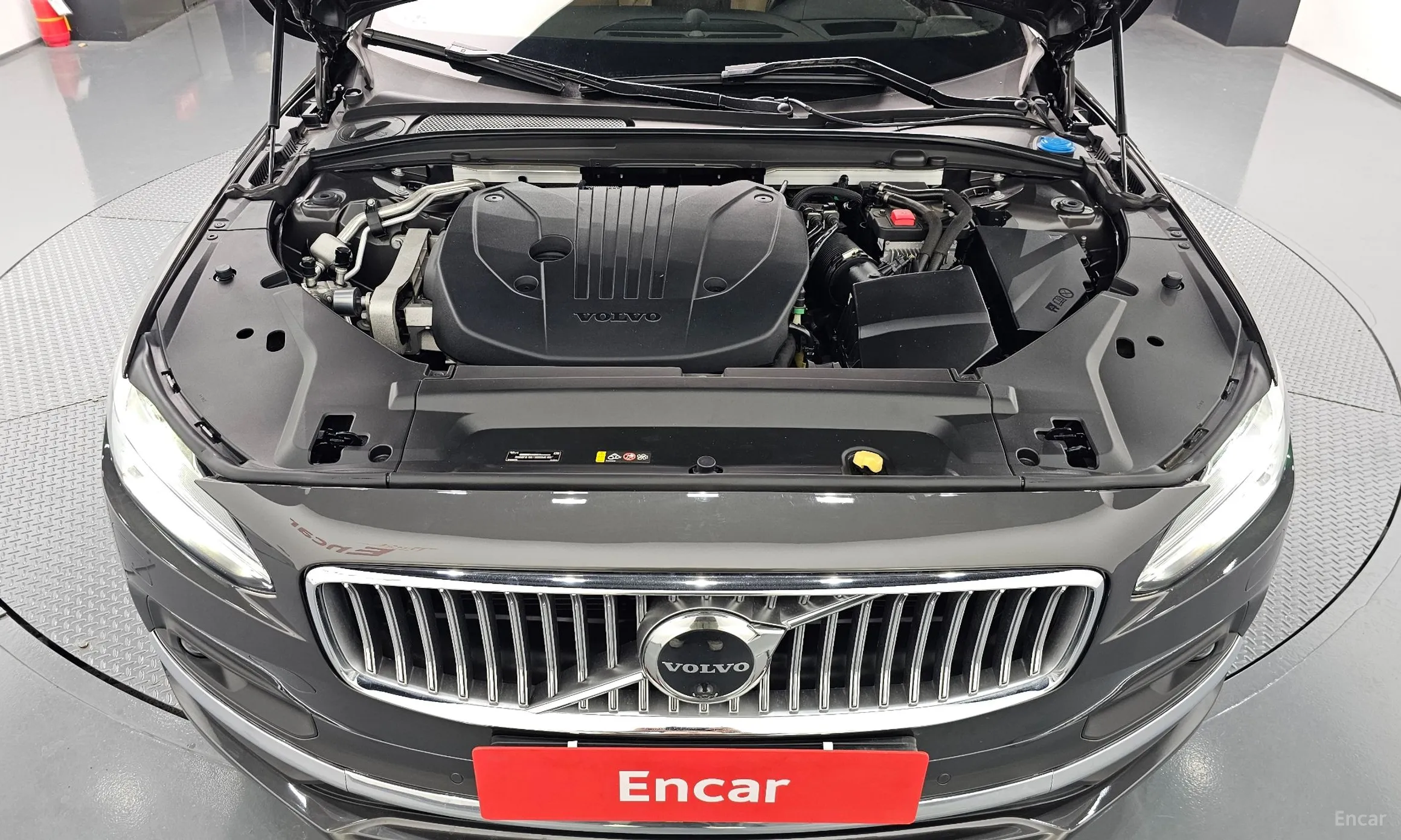 Volvo S90 превью 6