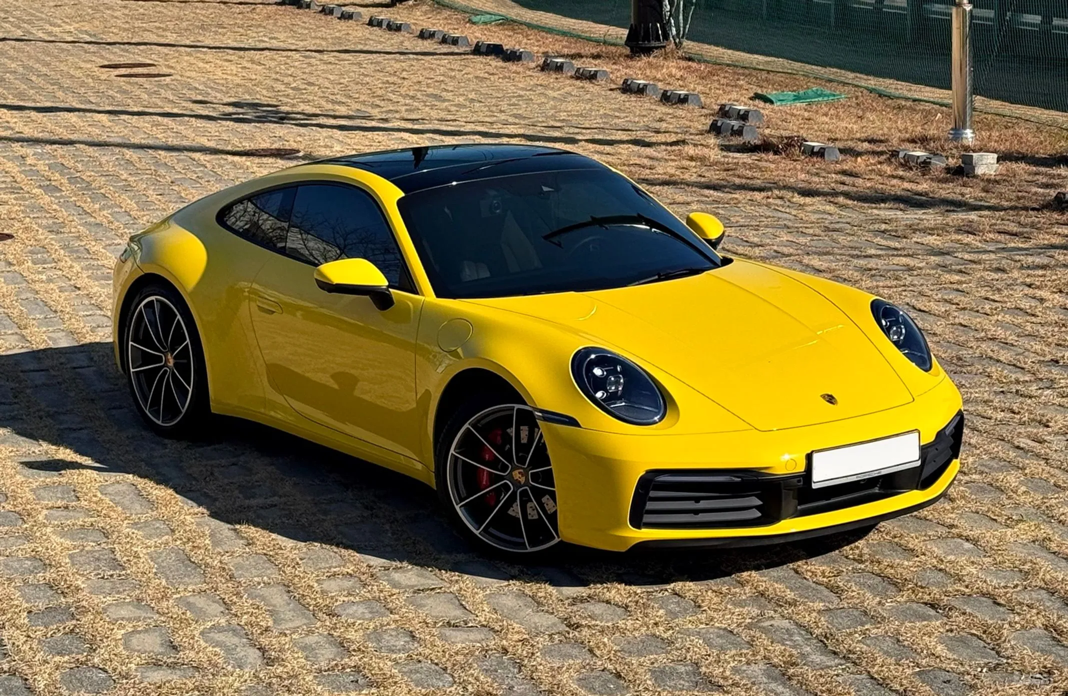 Porsche 911 (992) превью 2