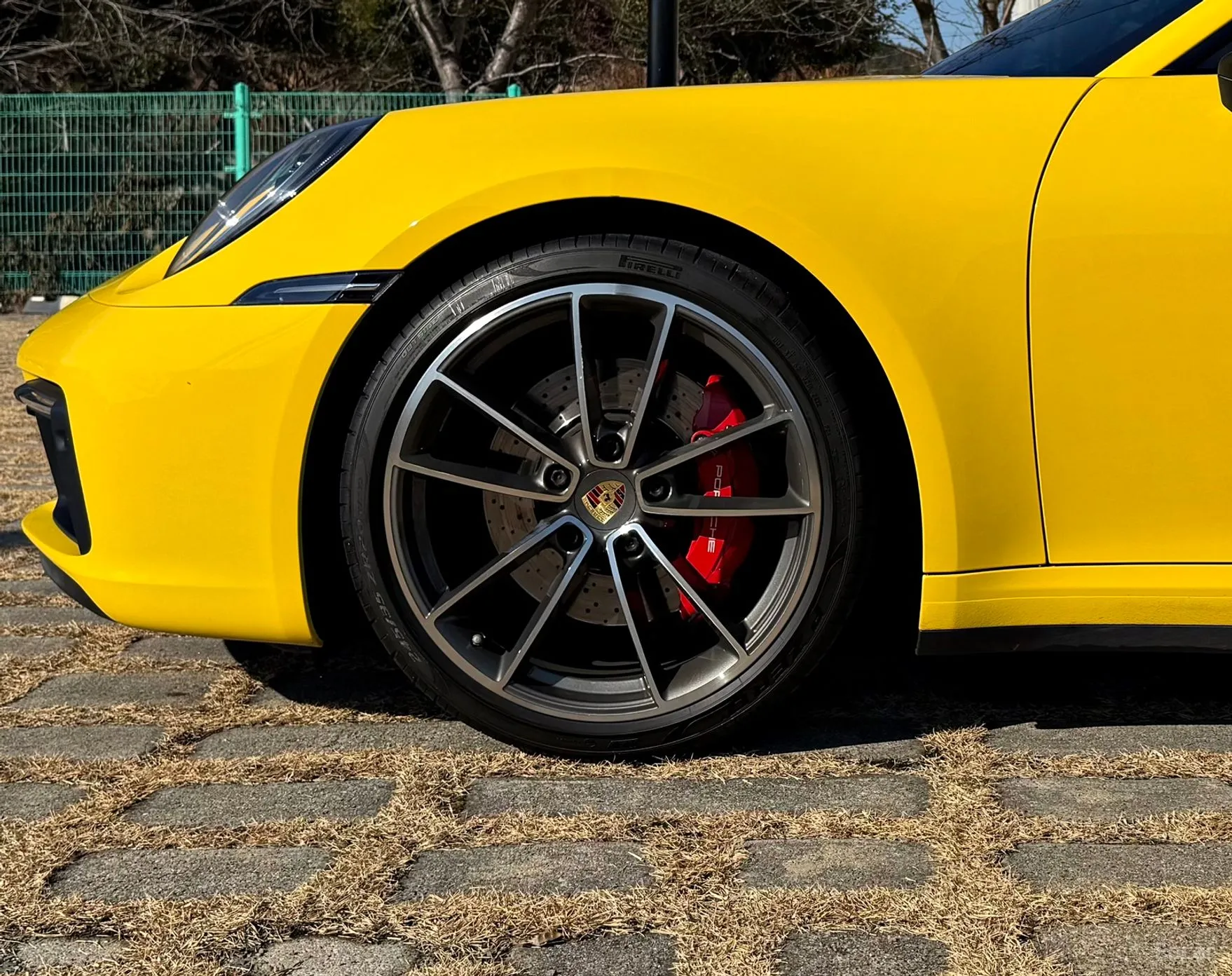 Porsche 911 (992) превью 5