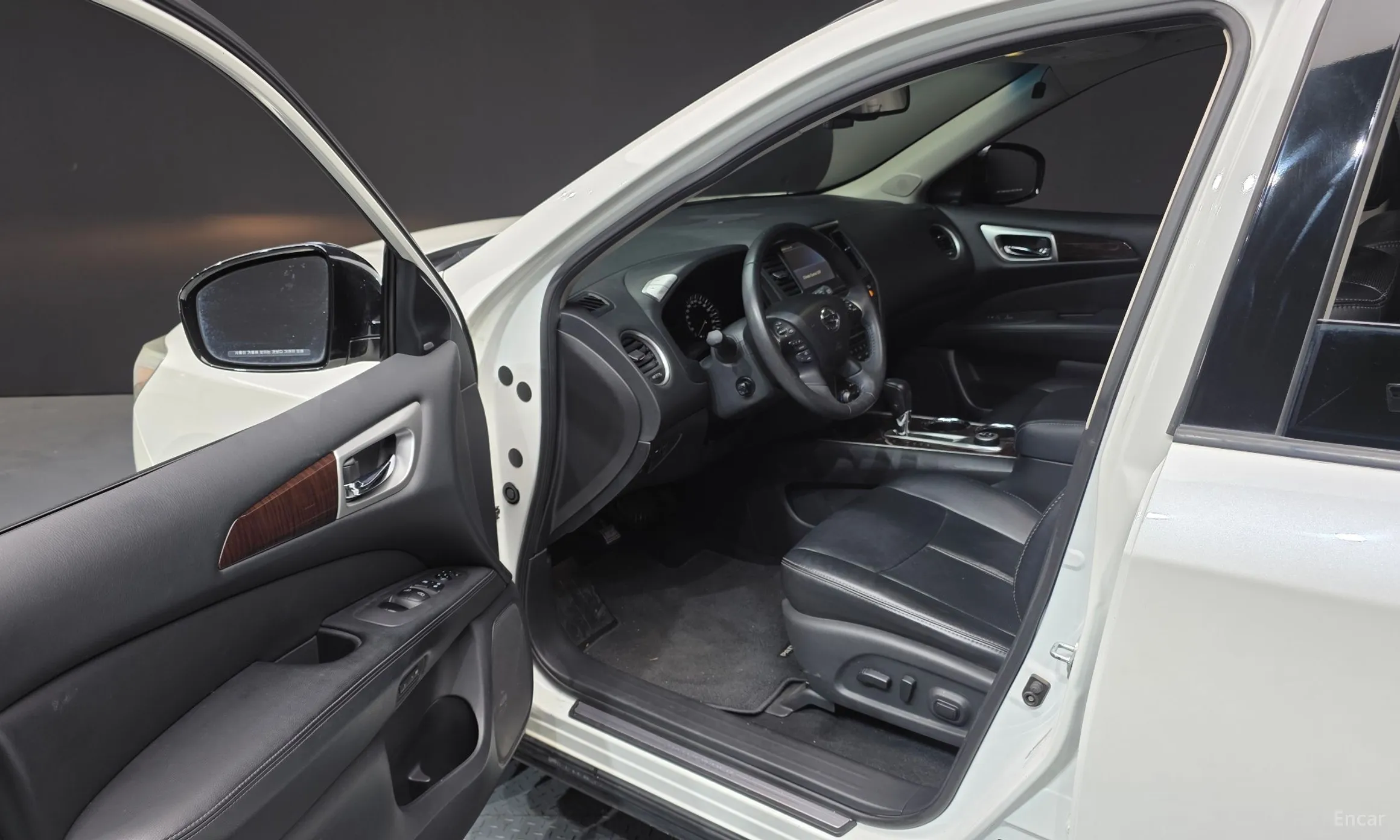 Nissan Pathfinder Gen 4 превью 10