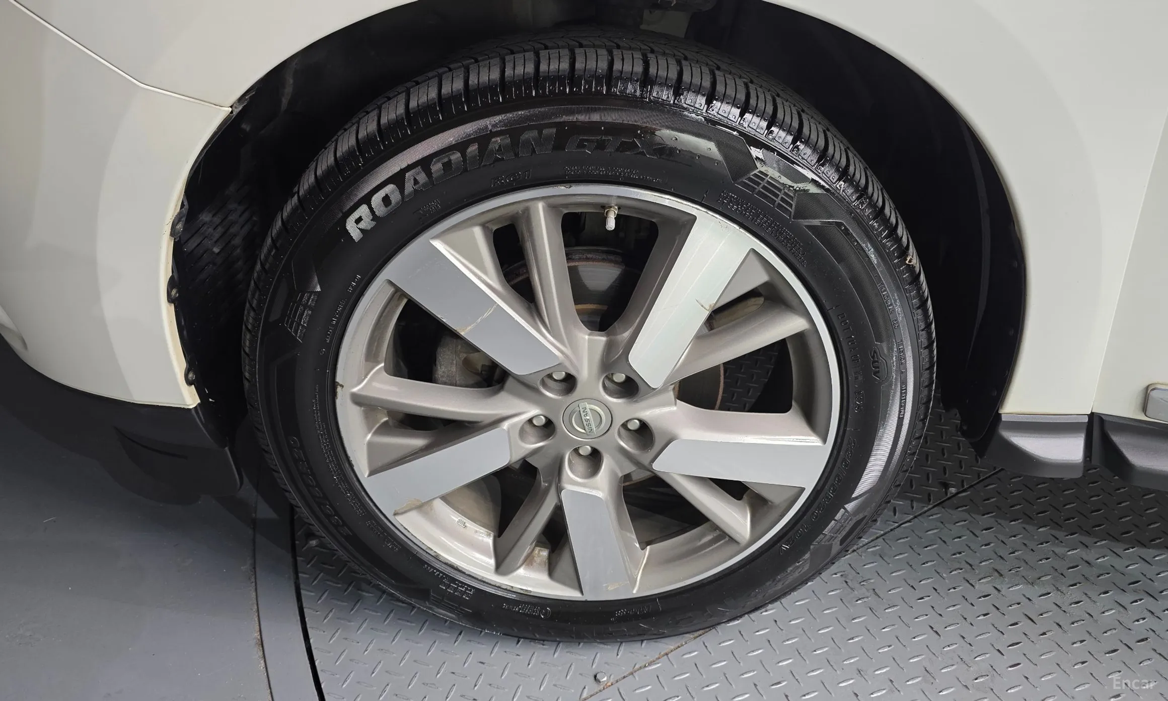 Nissan Pathfinder Gen 4 превью 5