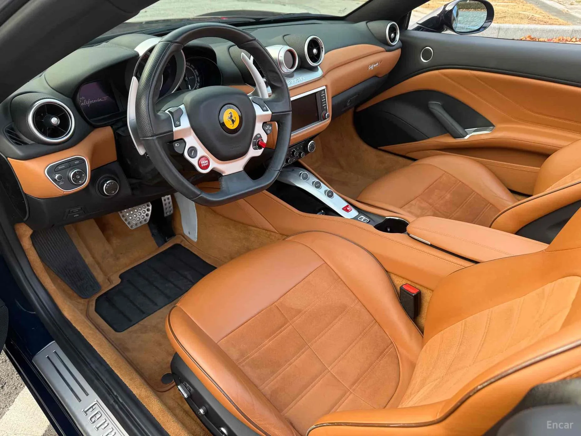 Ferrari California превью 11