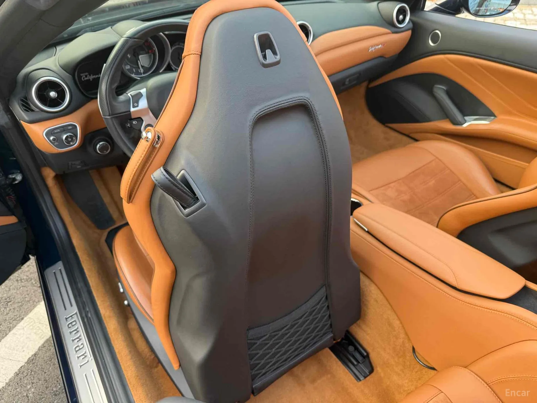 Ferrari California превью 14