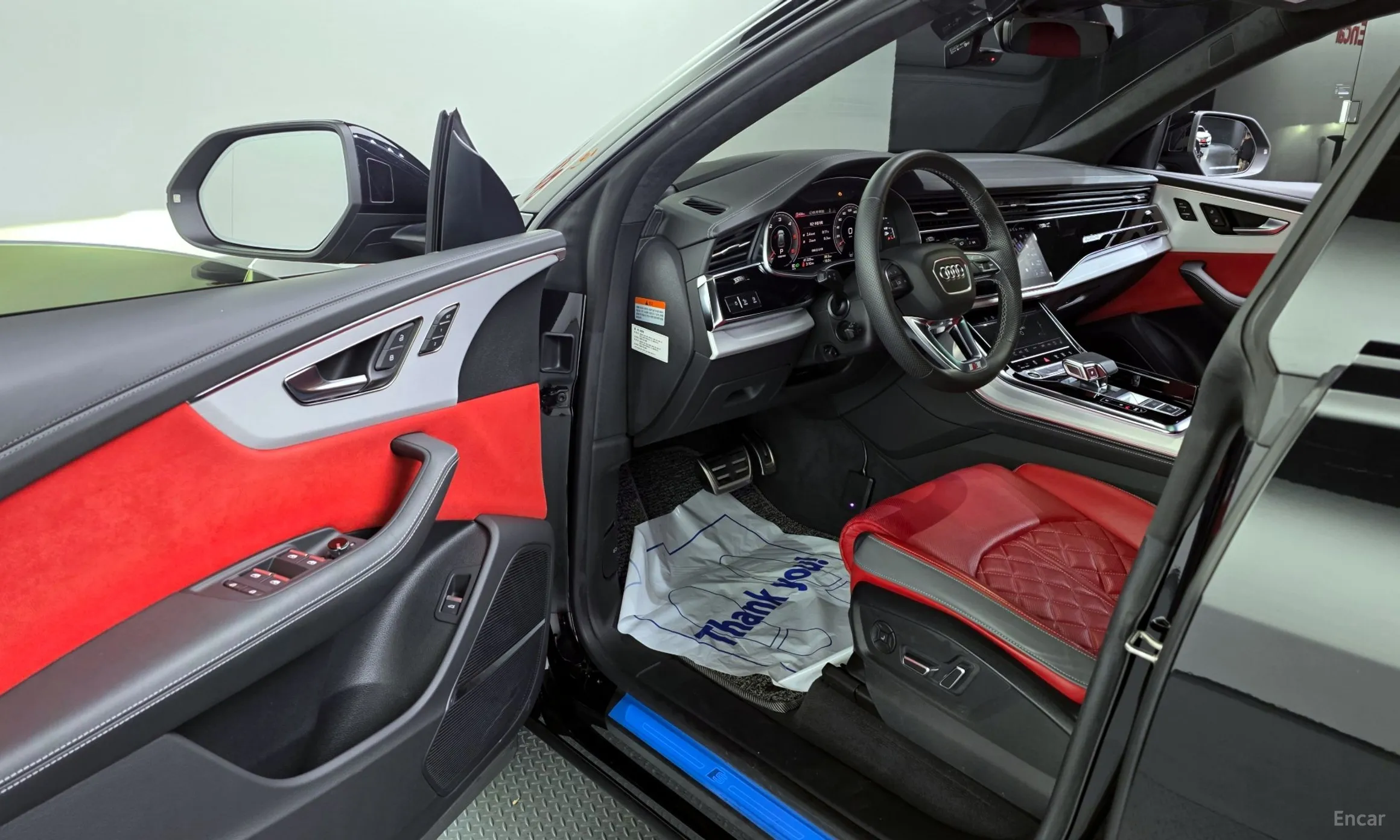 Audi Q8 (4M) превью 10