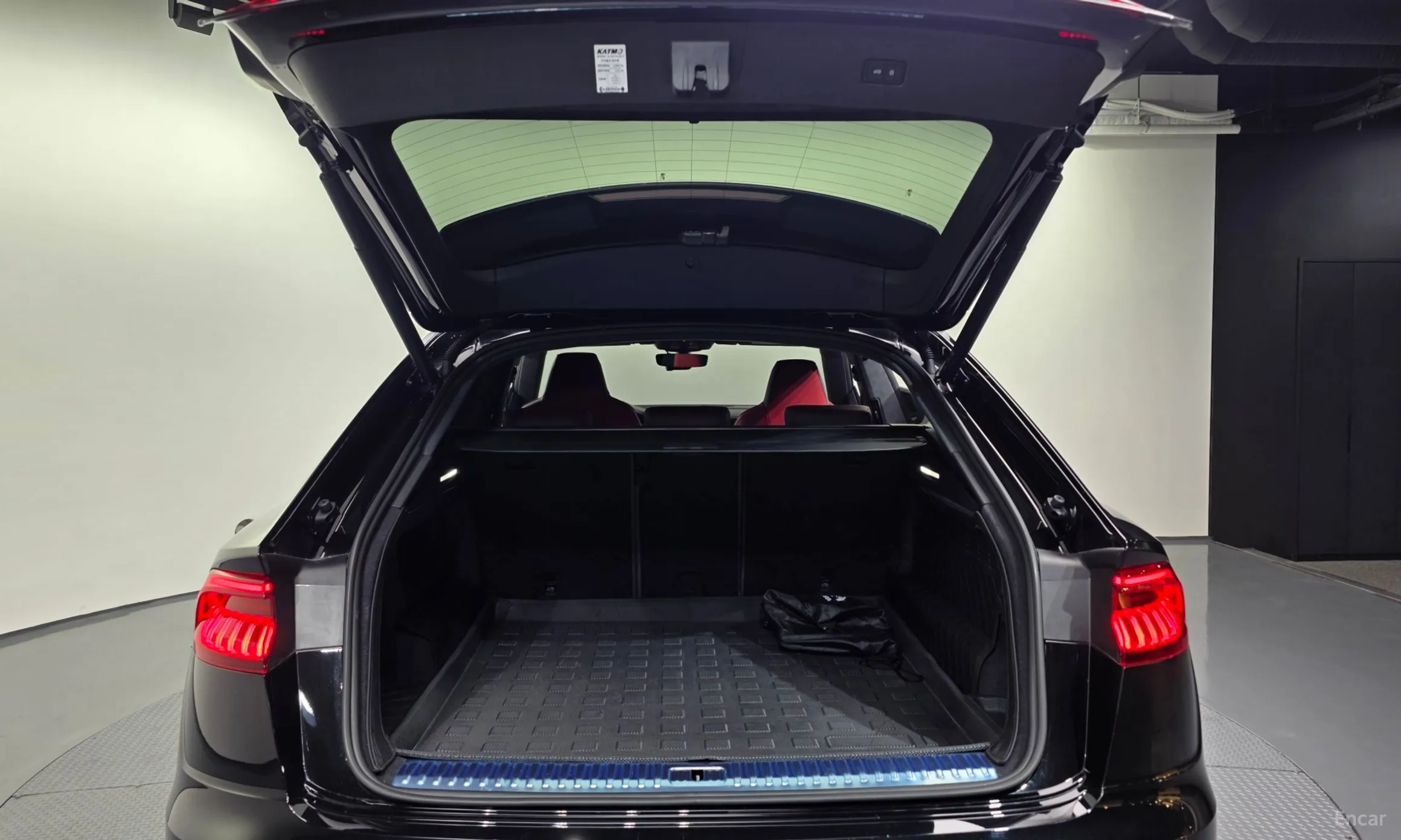 Audi Q8 (4M) превью 20