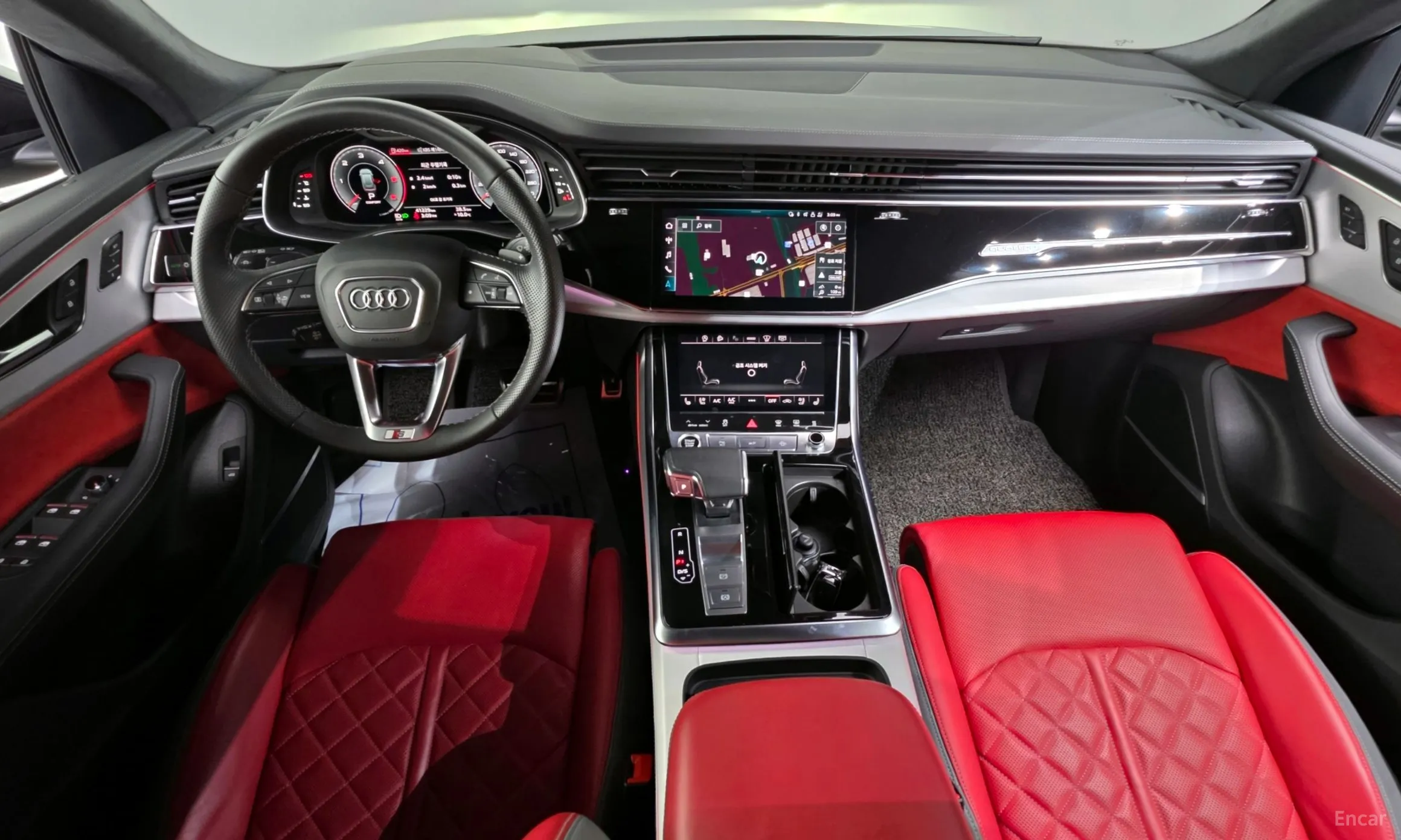 Audi Q8 (4M) превью 7