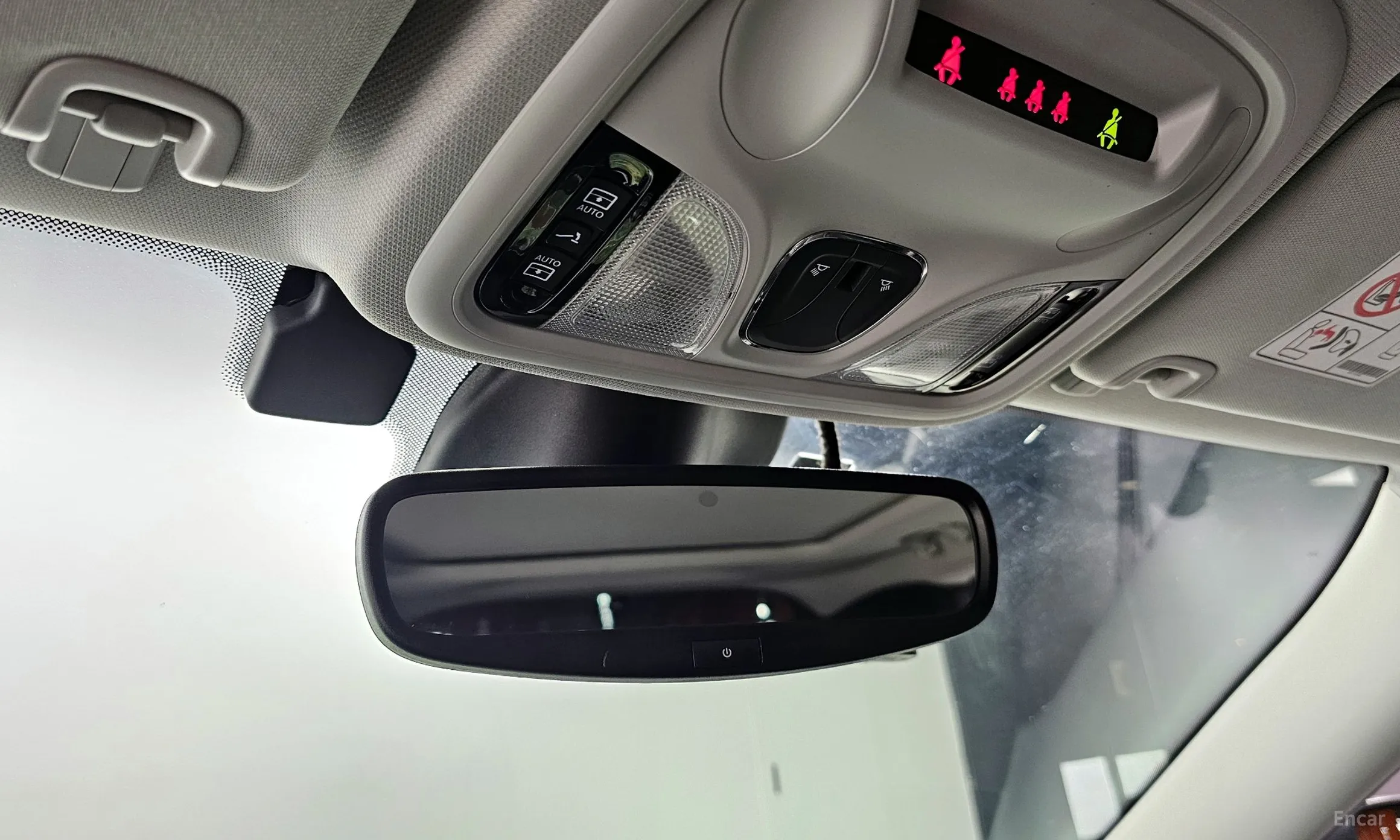 Jeep Cherokee (KL) превью 19