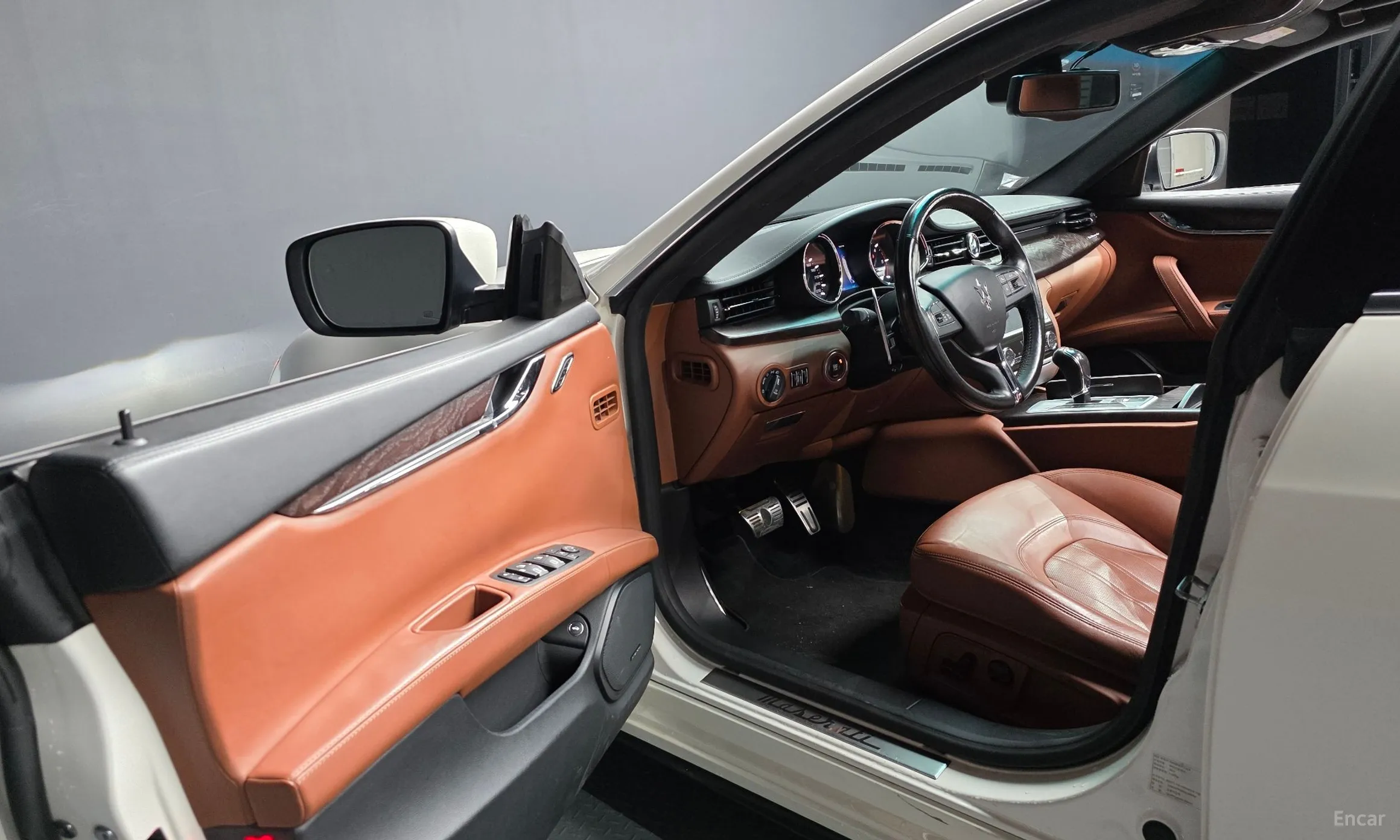 Maserati Quattroporte превью 10